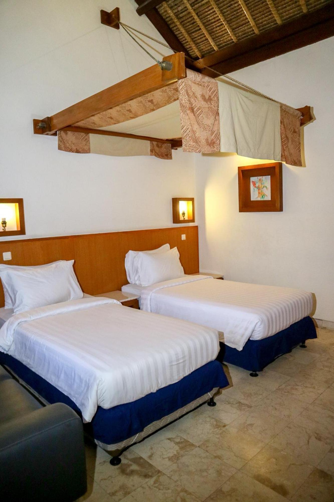 Hotel The Lagoon Bali Pool And