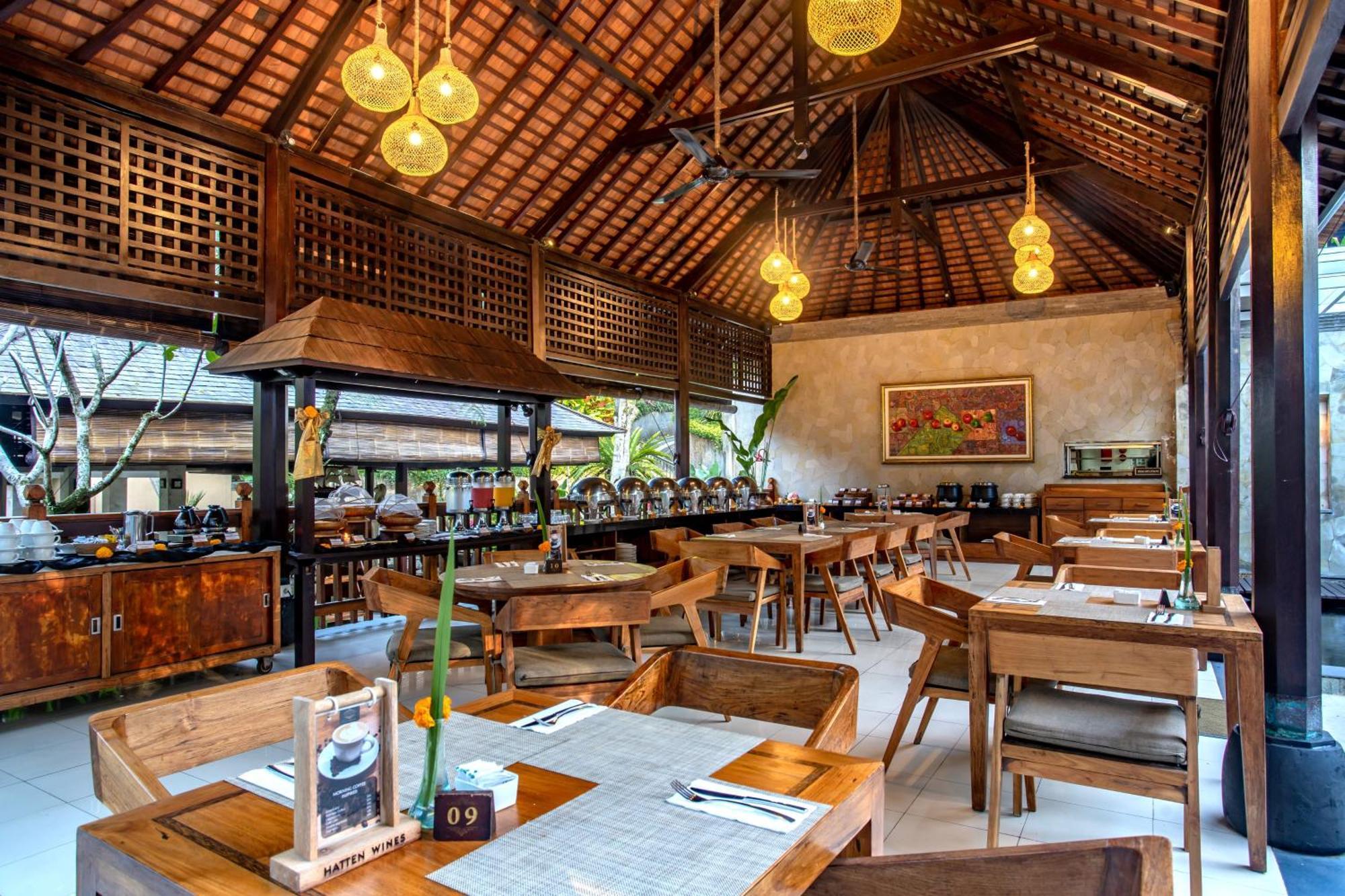 Resort The Lokha Resort, &