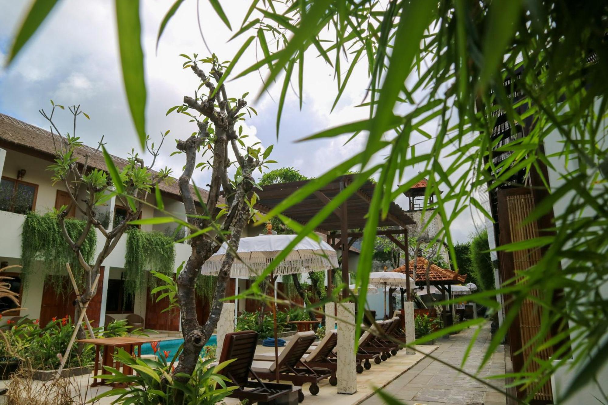 Hotel The Lagoon Bali Pool And