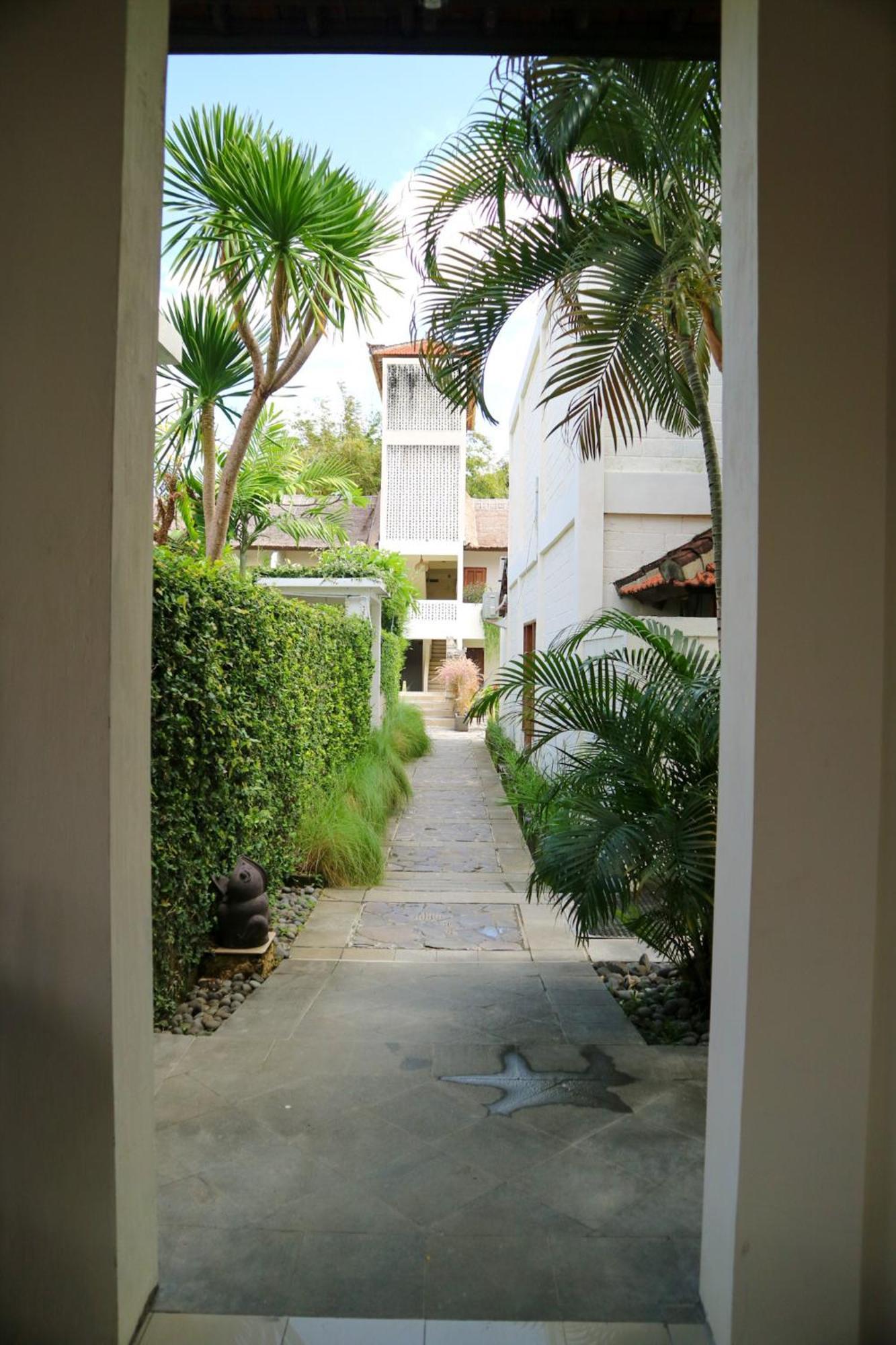 Hotel The Lagoon Bali Pool And