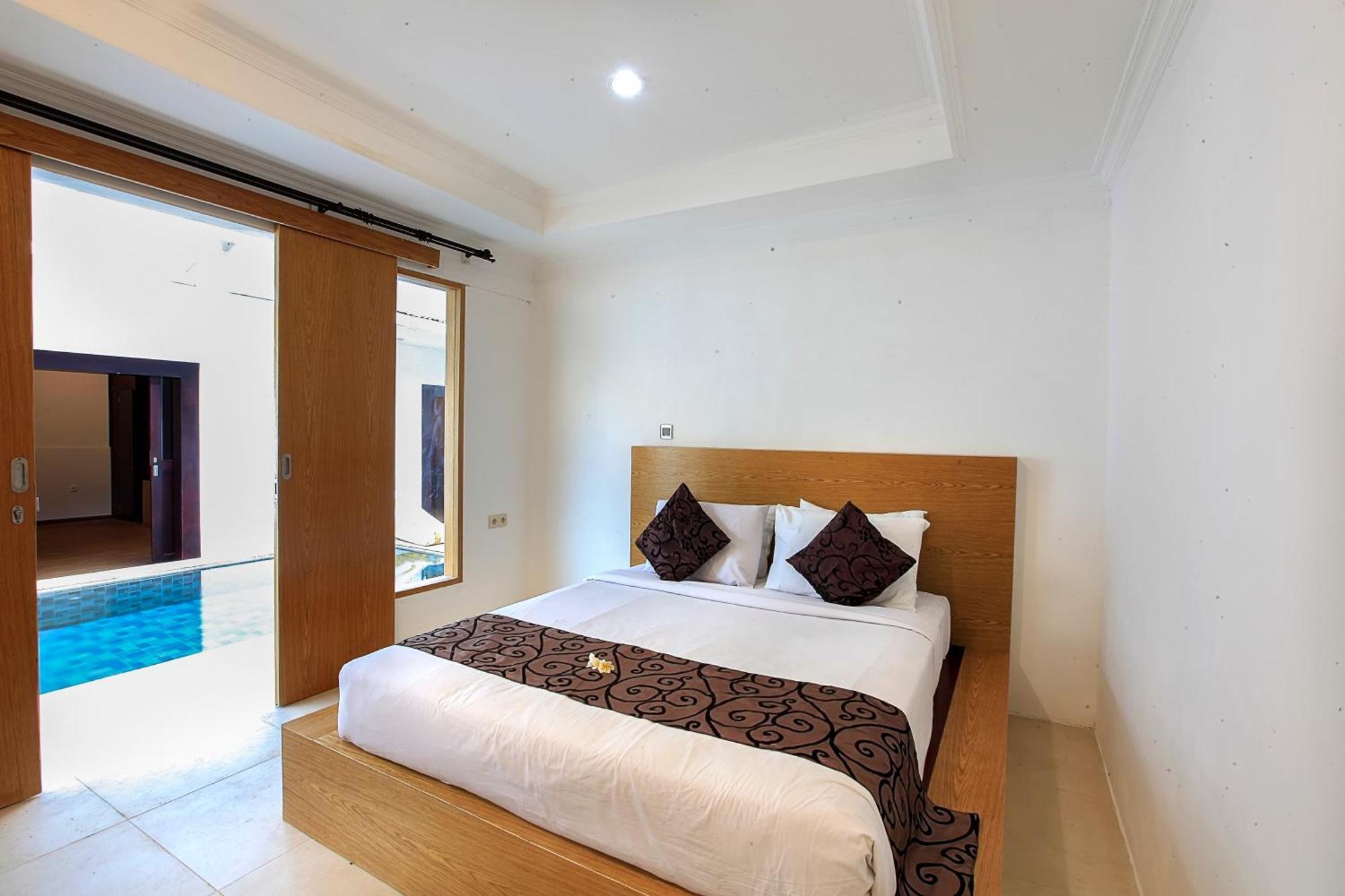 Villa Lavender &