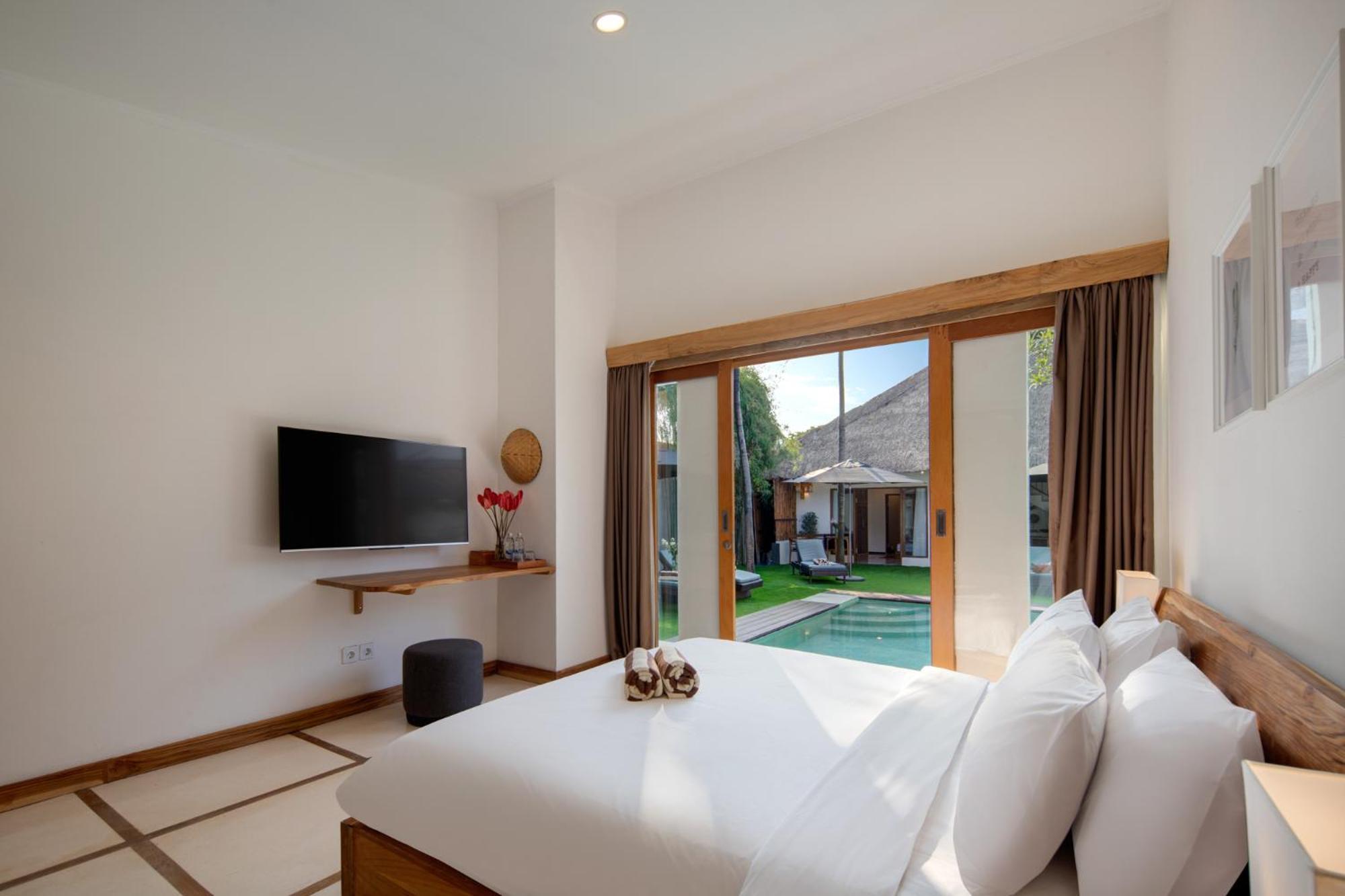 Big & Private 9 Bed, 9 Bath, Viola Villa, Pool, Location Villa