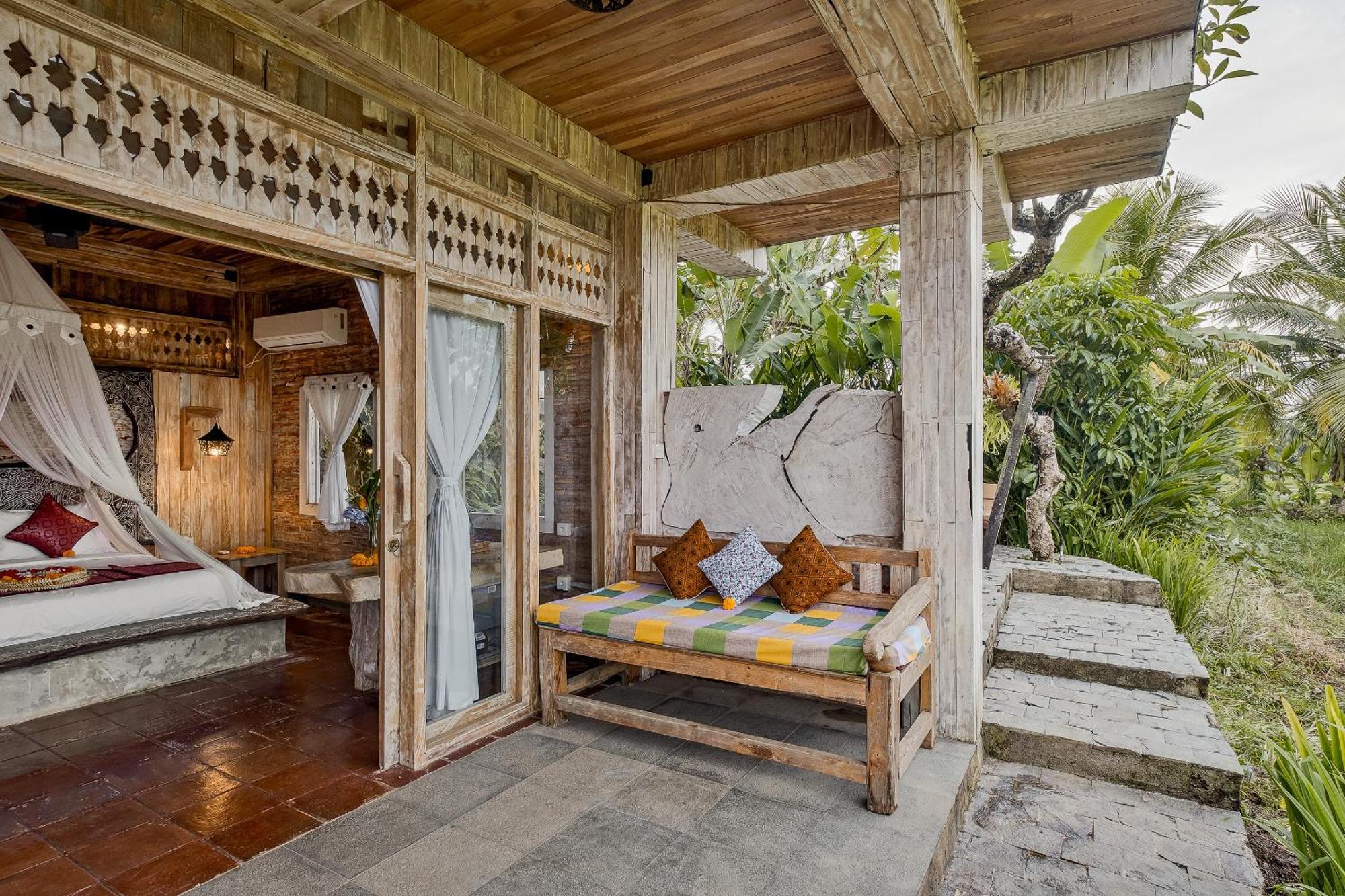 Guest house Joglo Organik