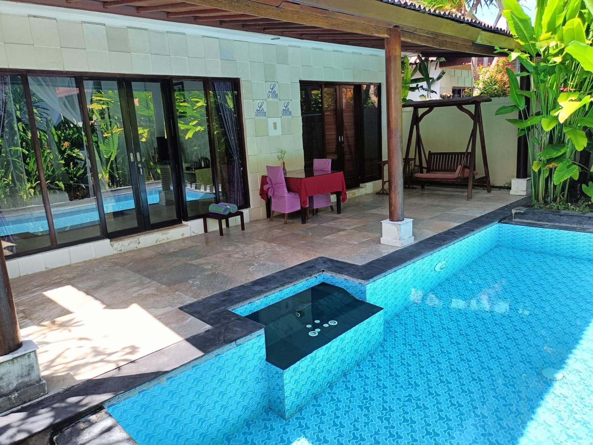 Villa Lavender & Kuta (Bali)