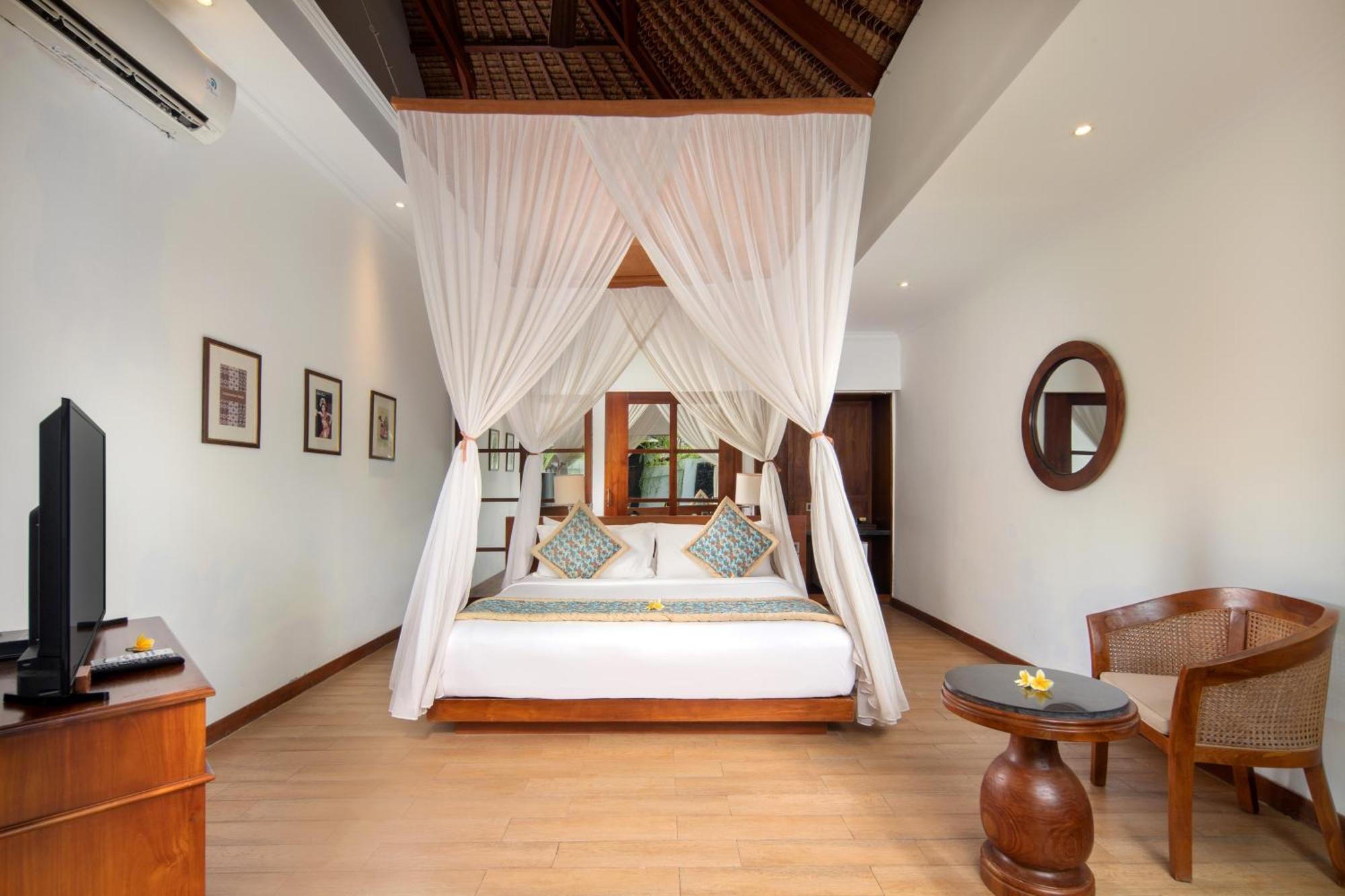 Club & Resort 5*