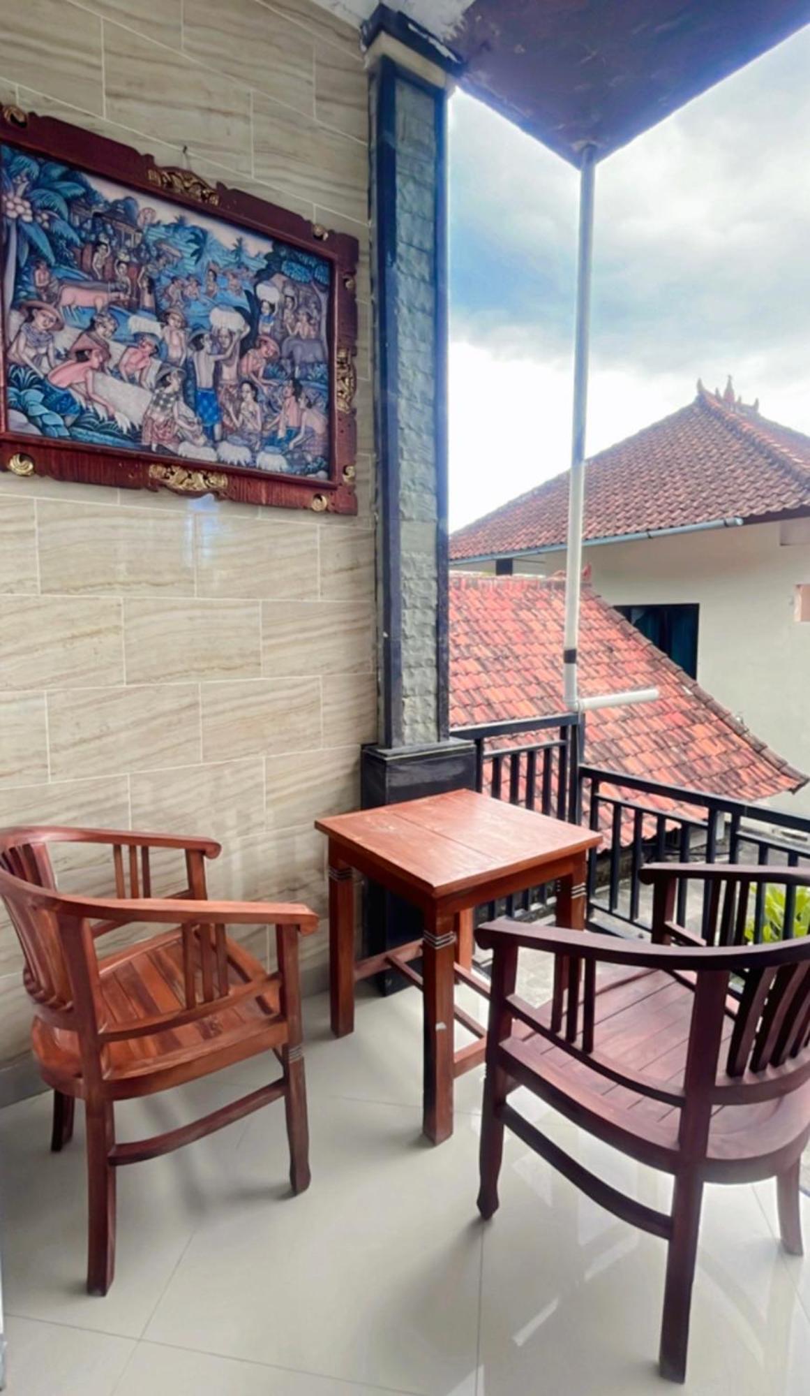 D Jana Homestay Amed (Bali)