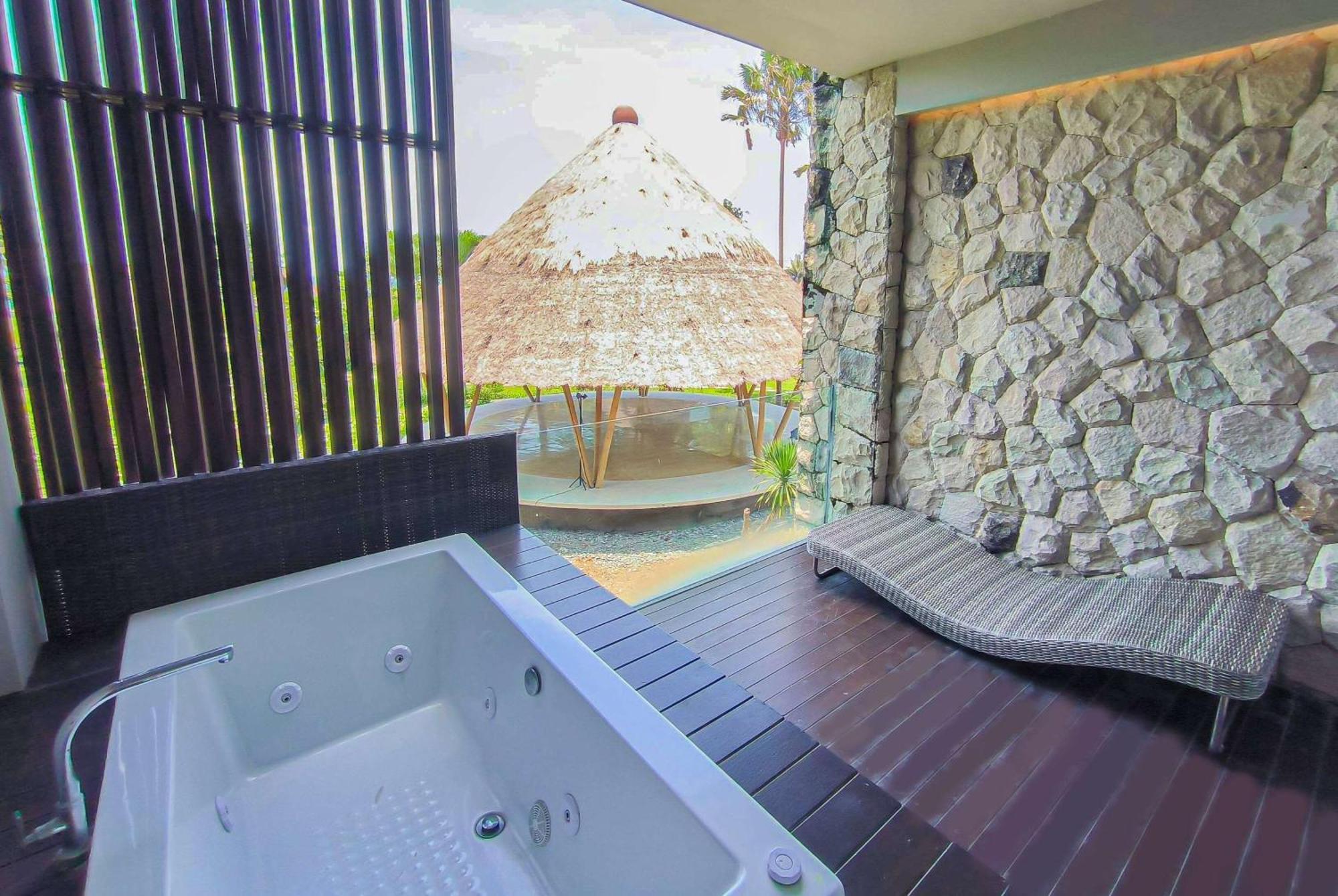 Wyndham Tamansari Jivva Resort Bali 5*