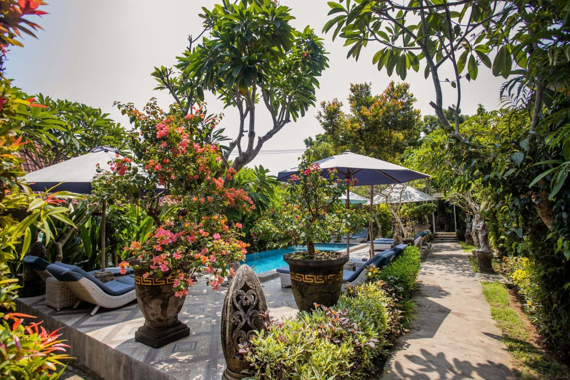 221 Garden