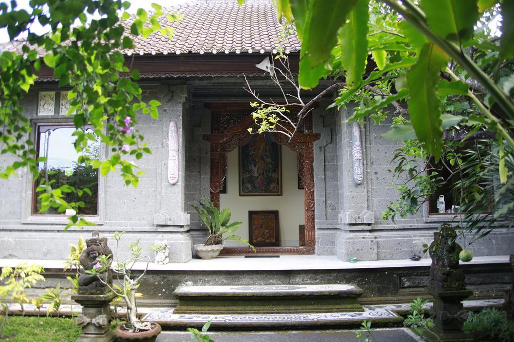 Tagel Karsa House Guest house *