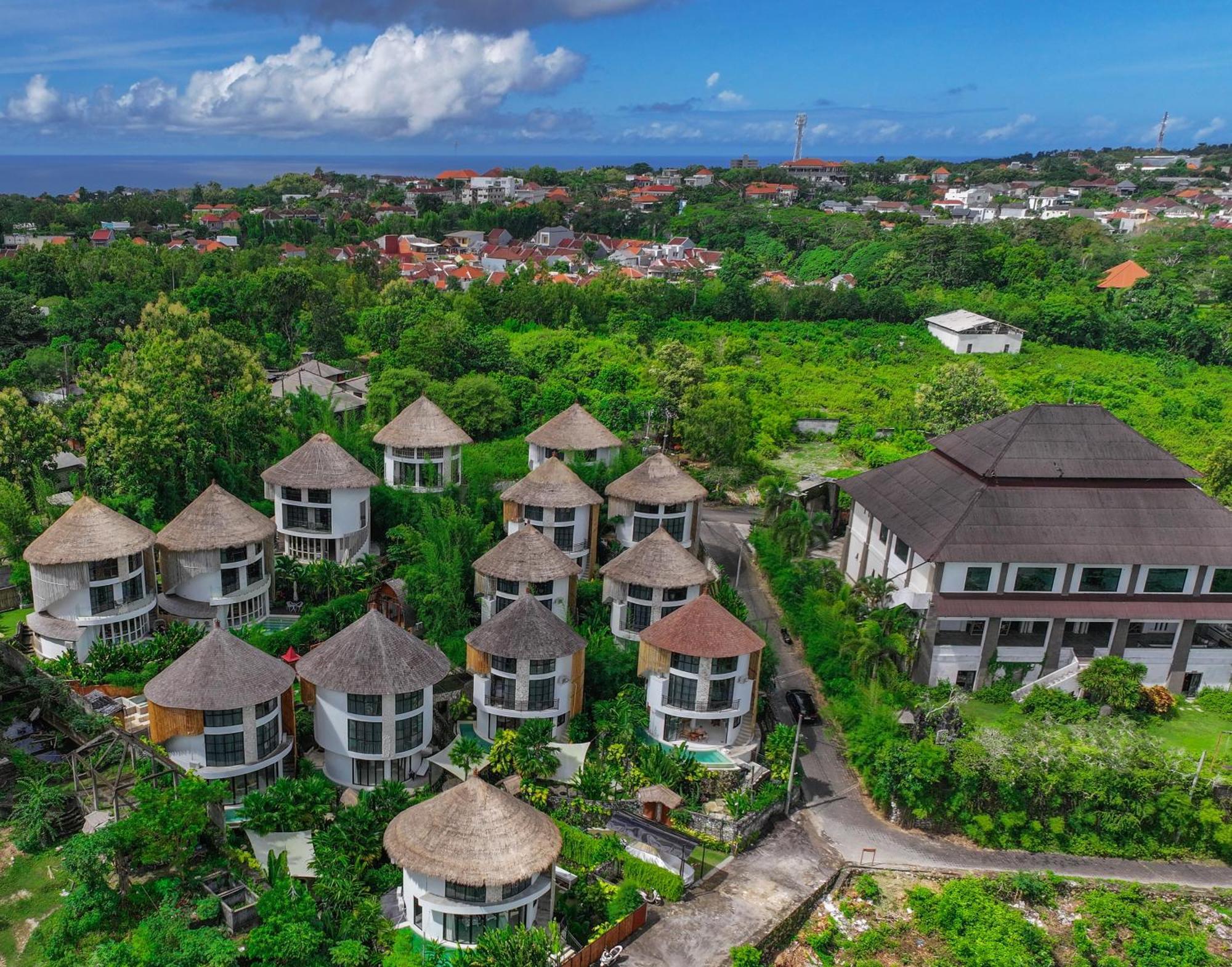 Villa Hillstone Luxury Village *