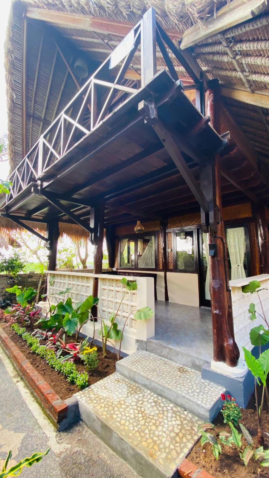 Balangan Sea View 3*