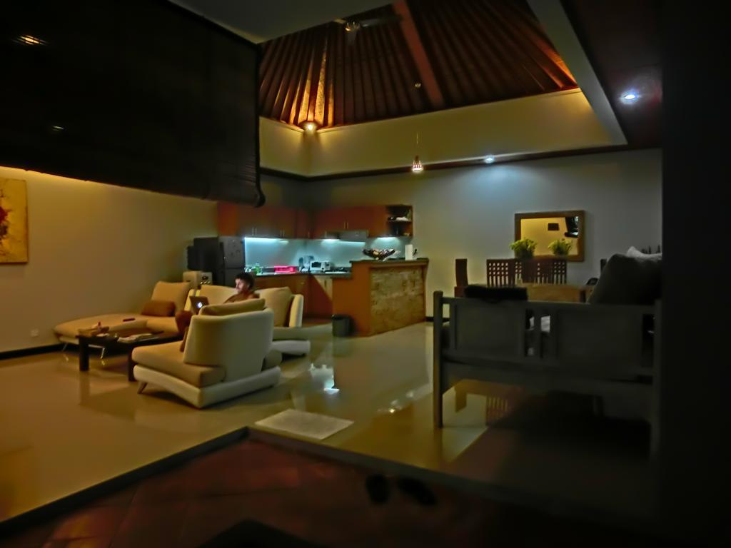 Villa 88 *