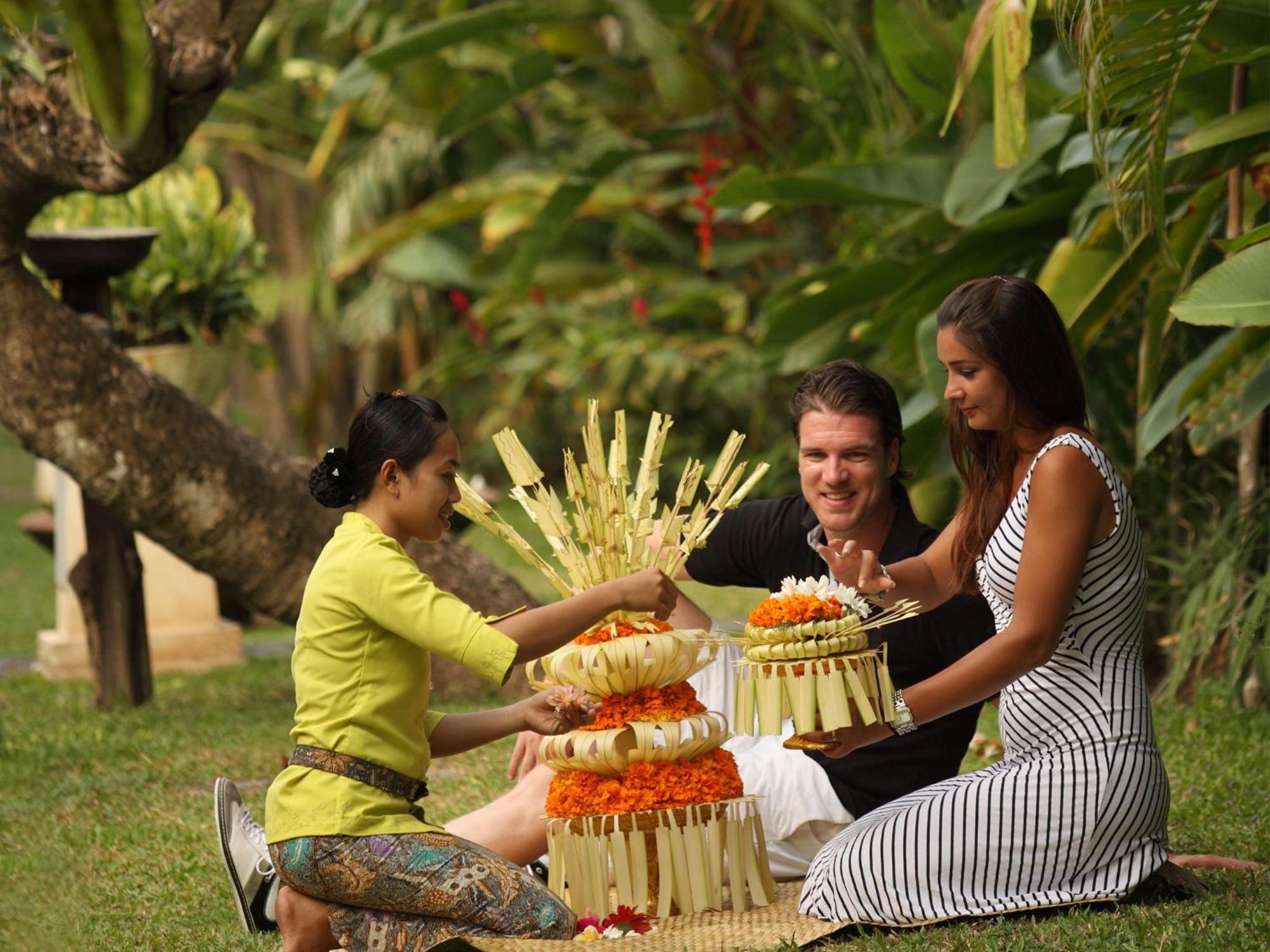 Resort Puri Santrian And