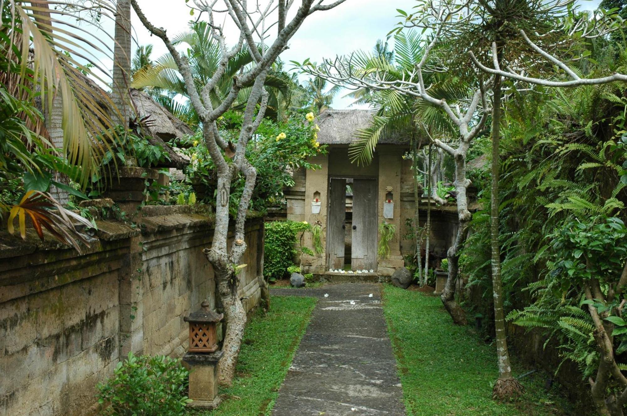 Resor Bumi 3*