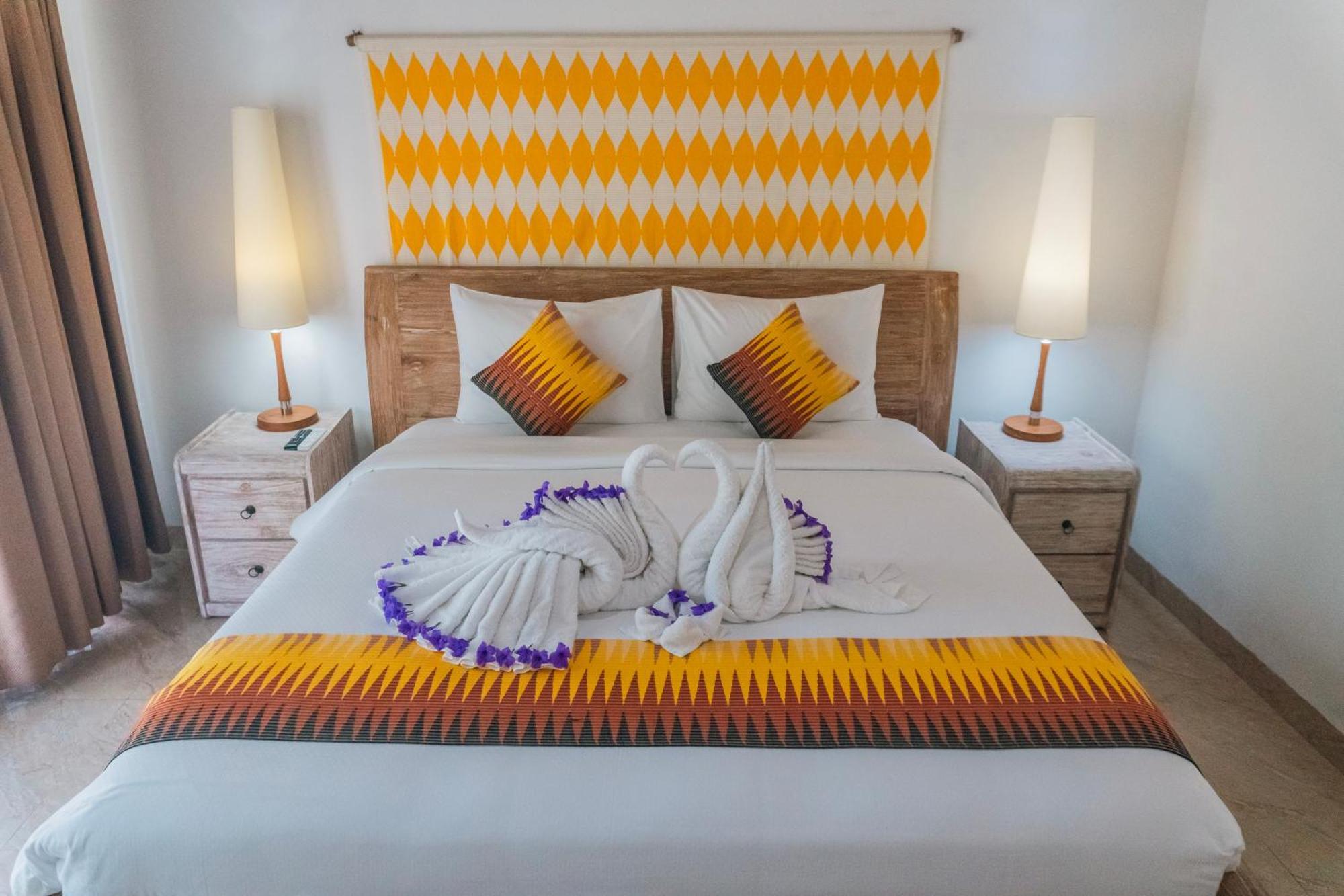 Caspla By Loccal Collection