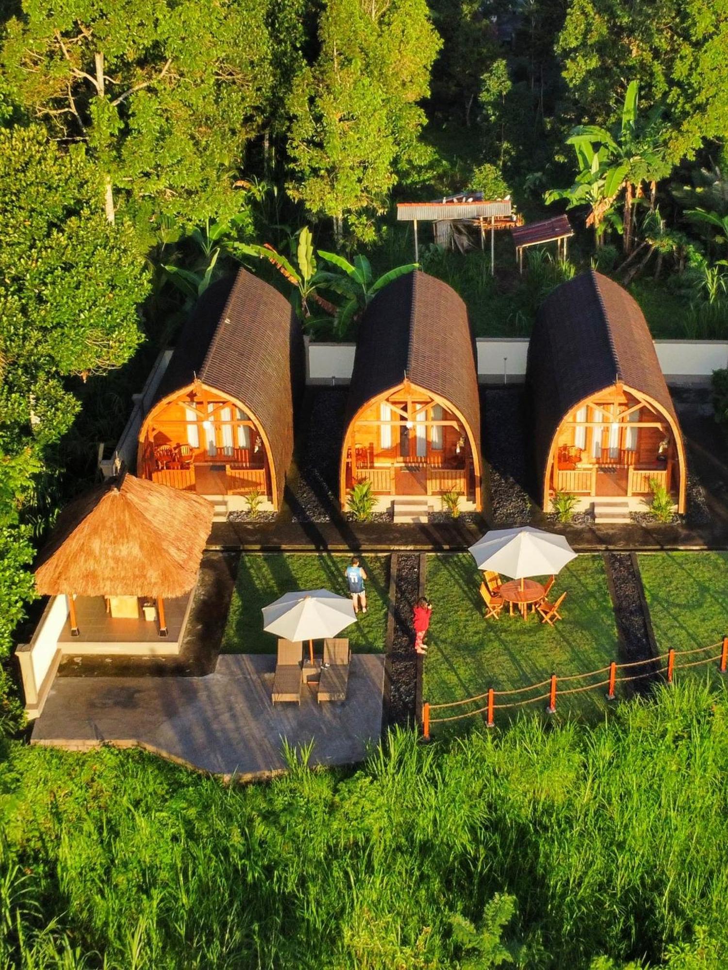 & Guest house