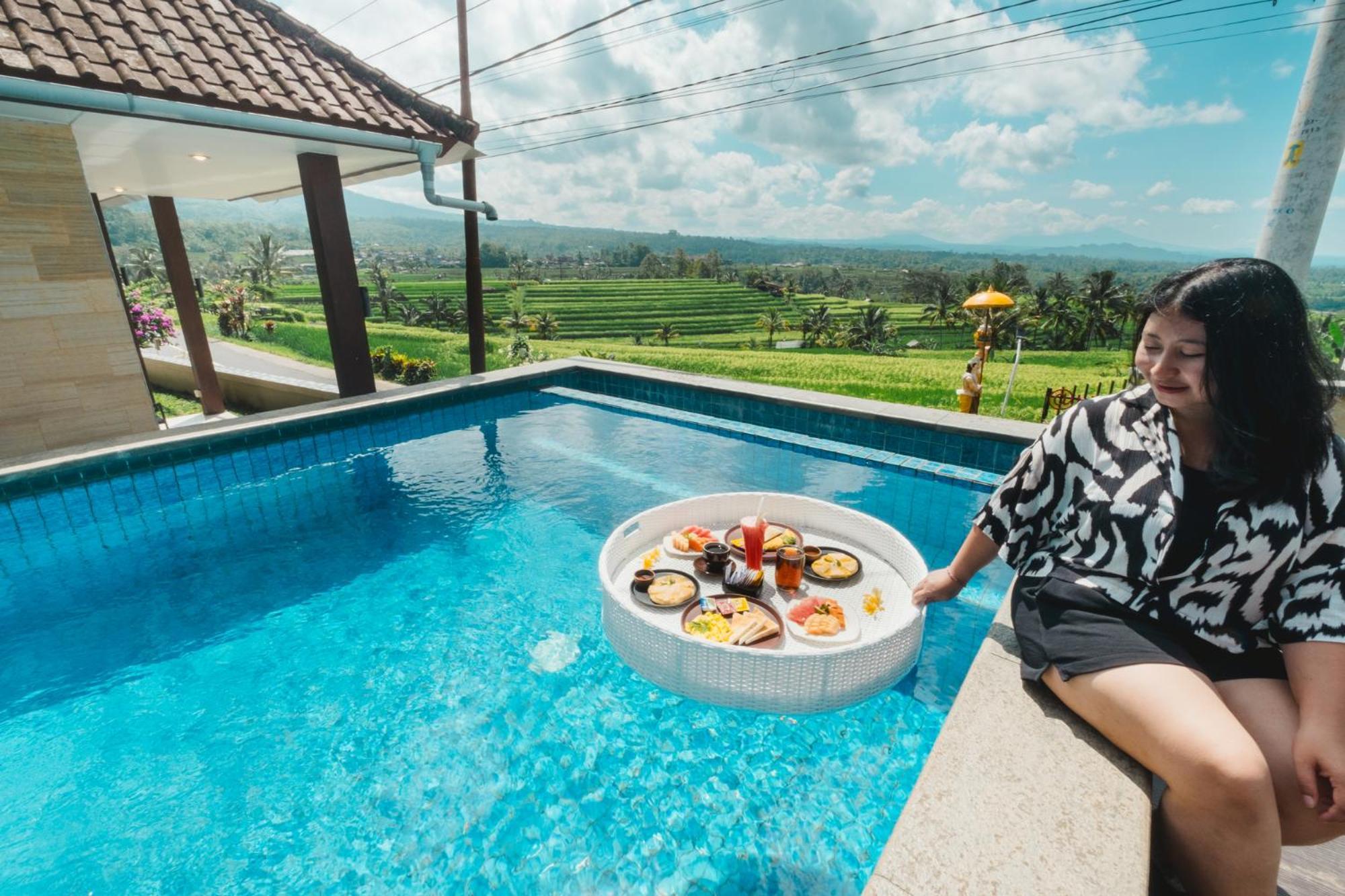 Bed & Breakfast Bhuana Agung And Restaurant