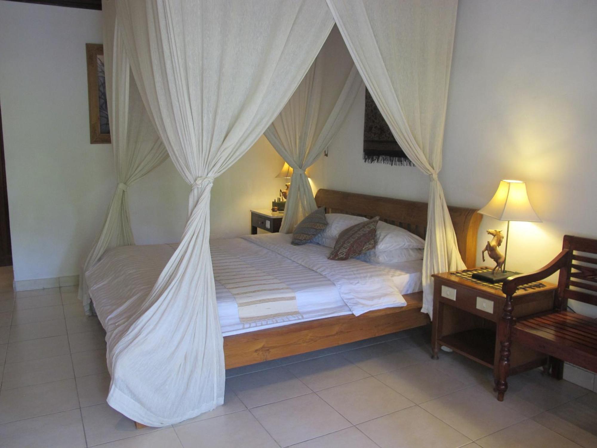 Bumi Ayu Hotel 3*