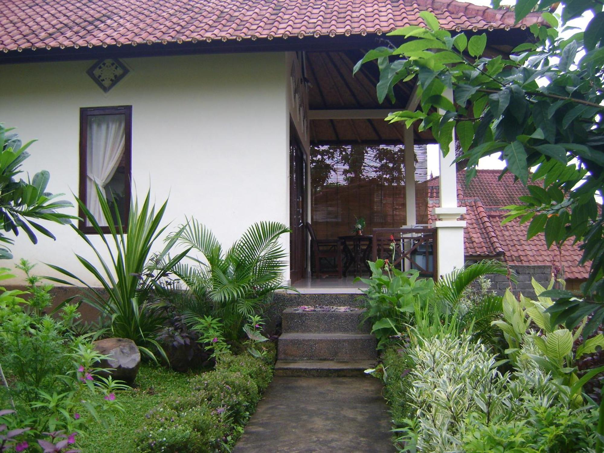 Sinar Bali 2