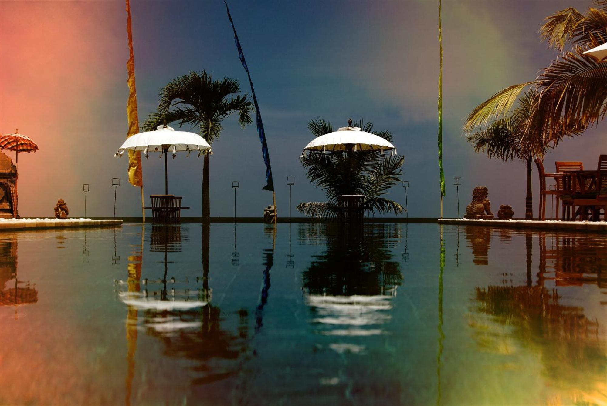 Kelapa 4* Lovina (Bali)