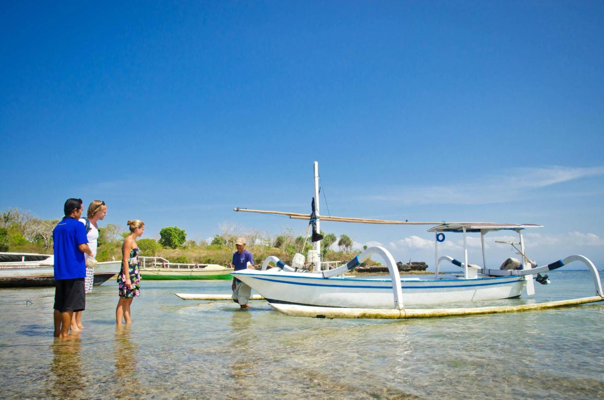 Bay Shore Huts 4*