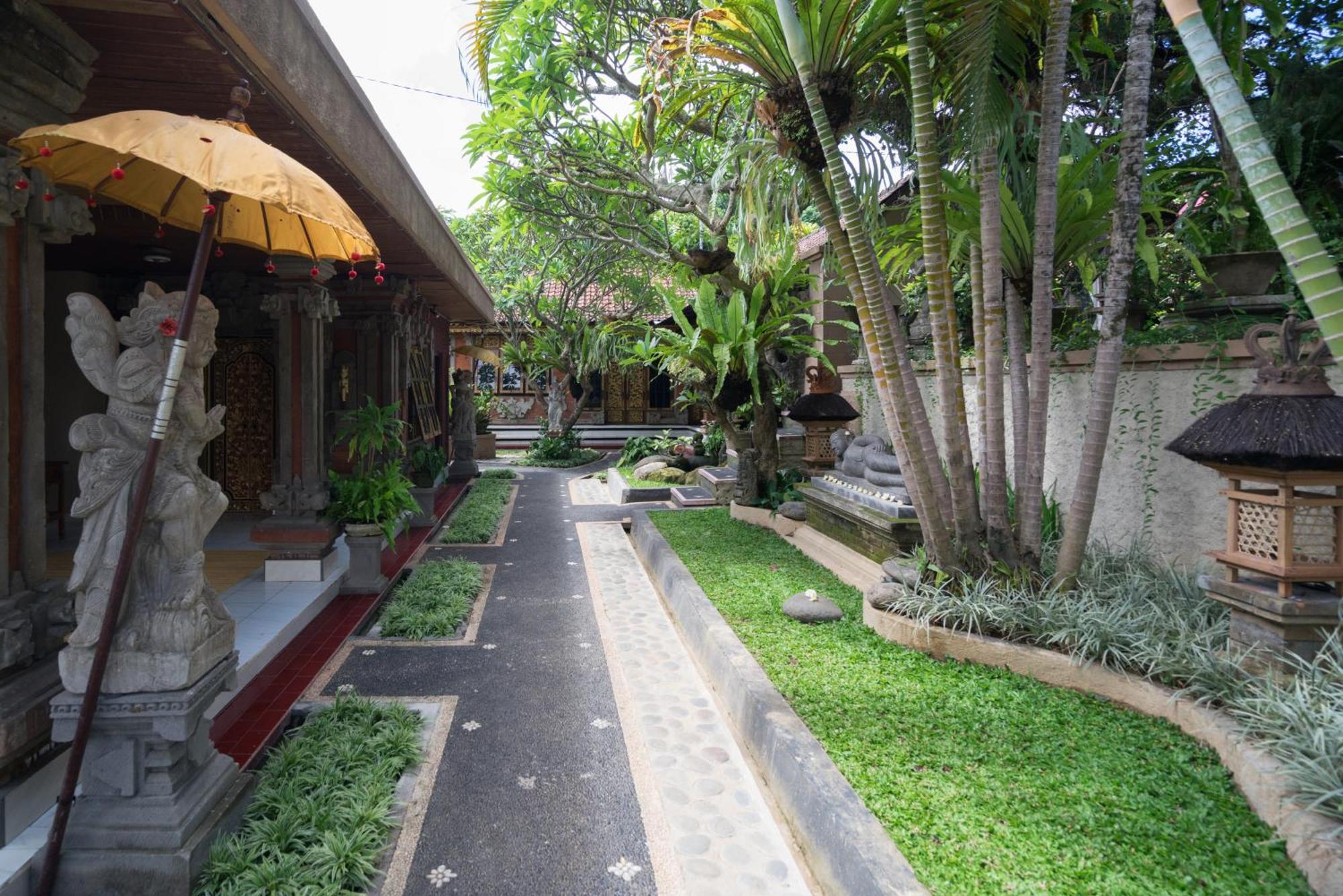 Nuaja Balinese Guest house 2*