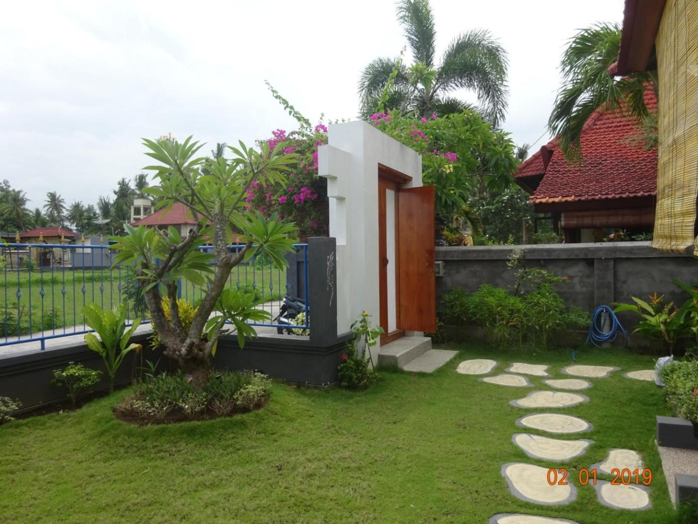 Murnis Bed & Breakfast Lovina (Bali)