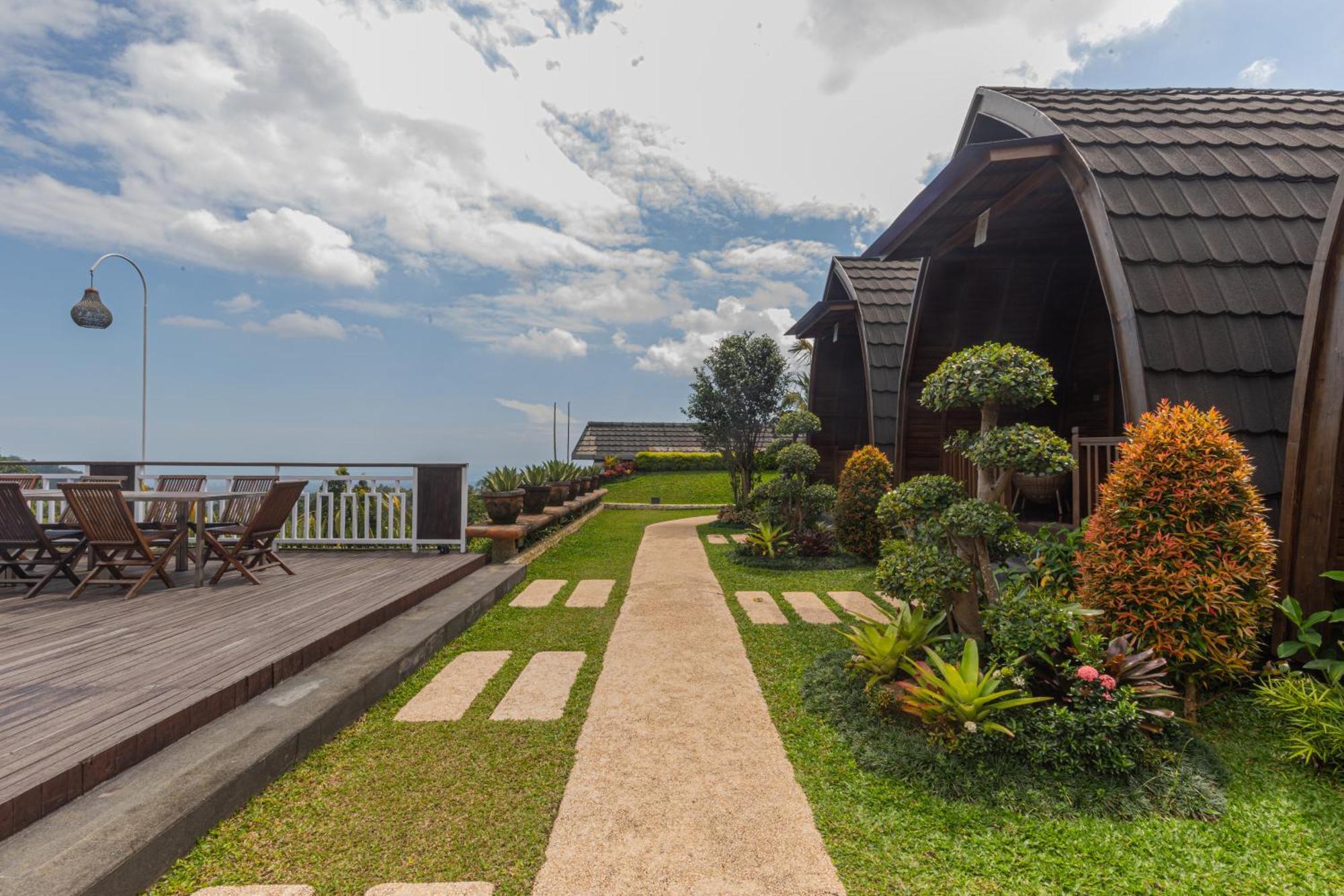 Munduk Kupang Sekumpul Hotel