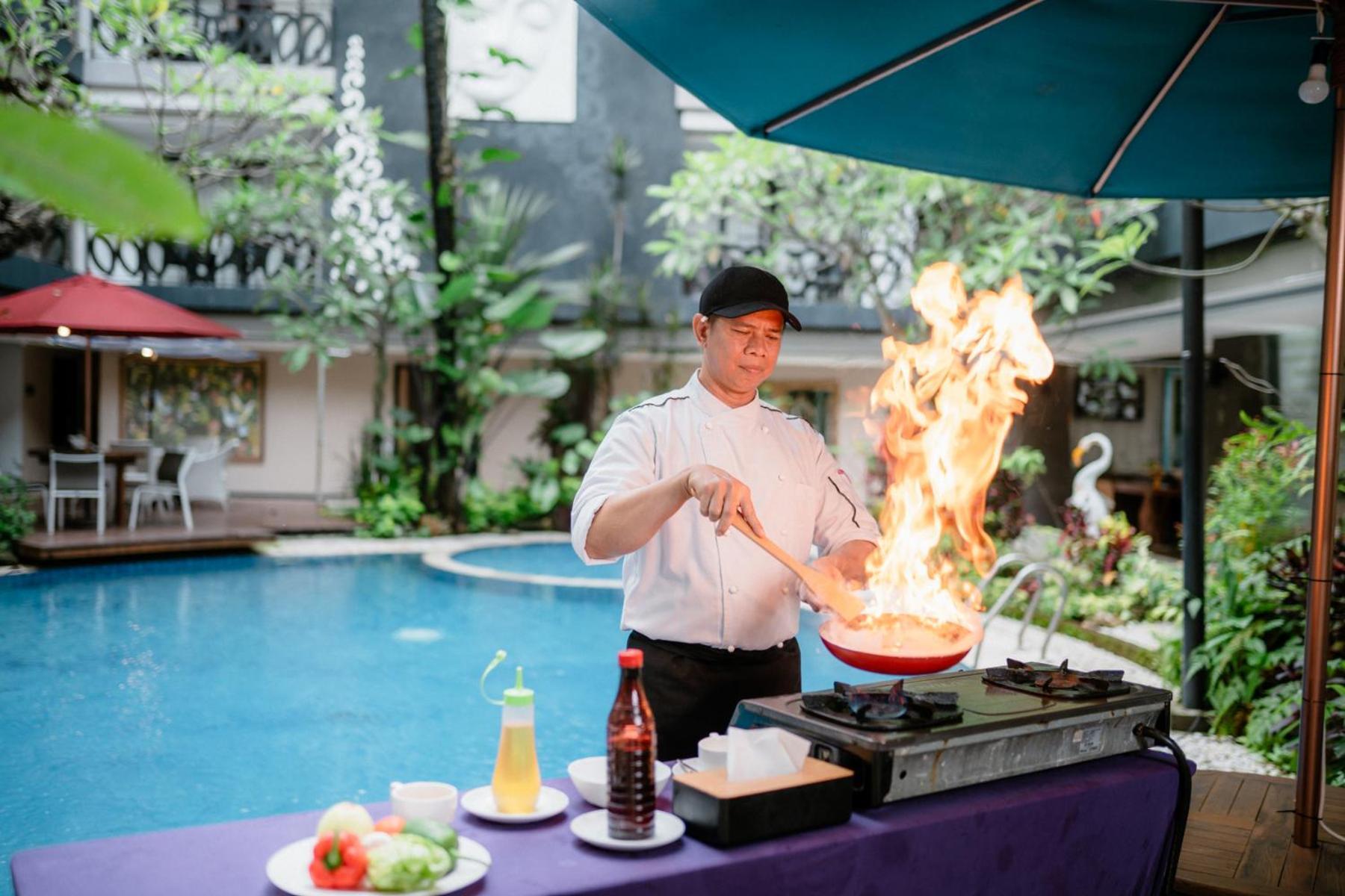Hotel Amaroossa Bali 4*