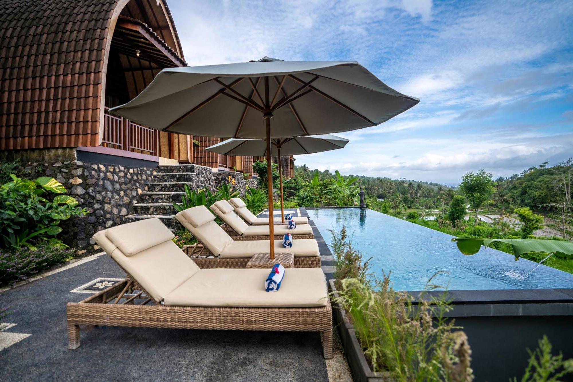 Lumbung Seraya Karangasem (Bali)