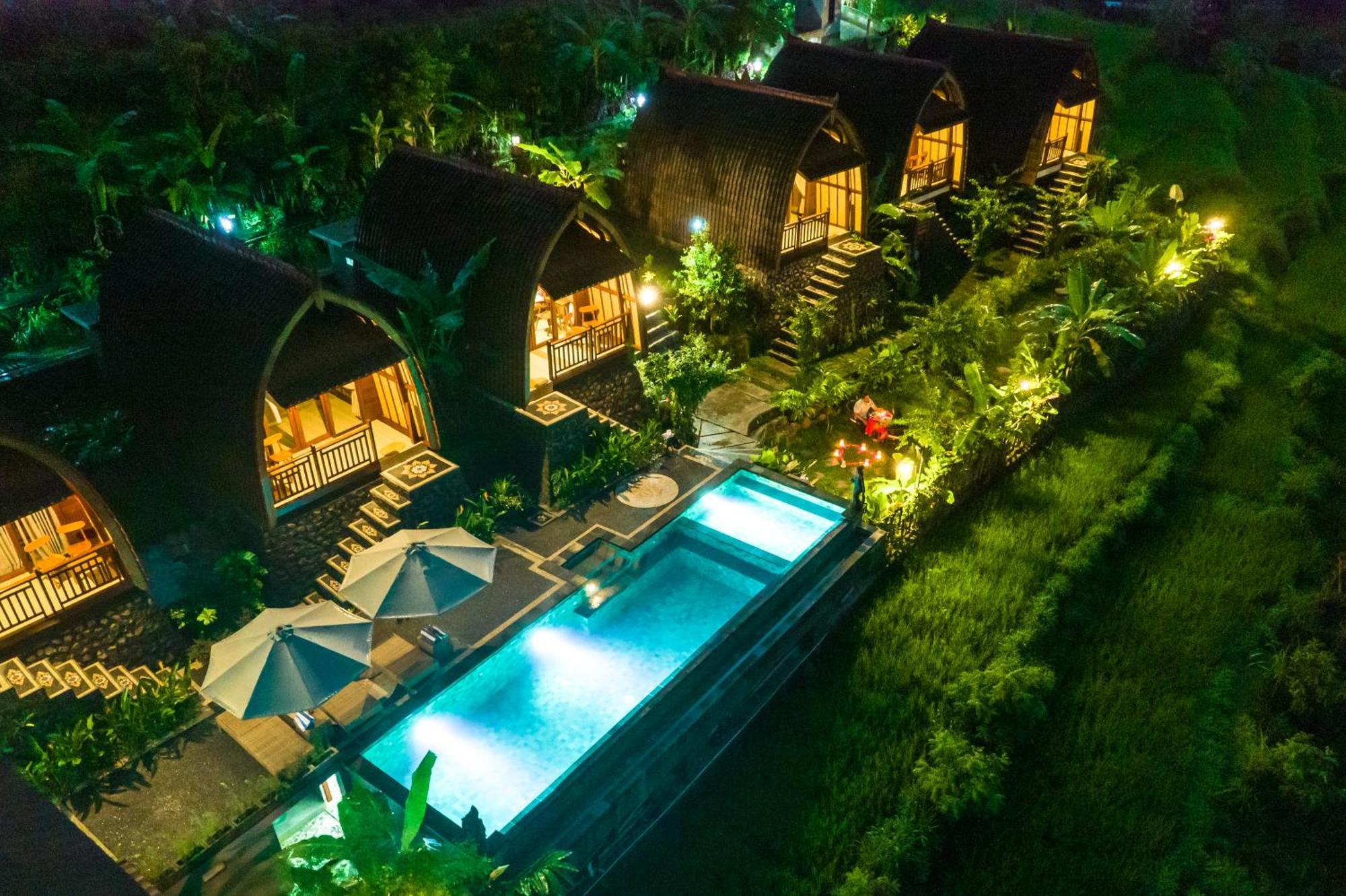 Hotel Lumbung Seraya *