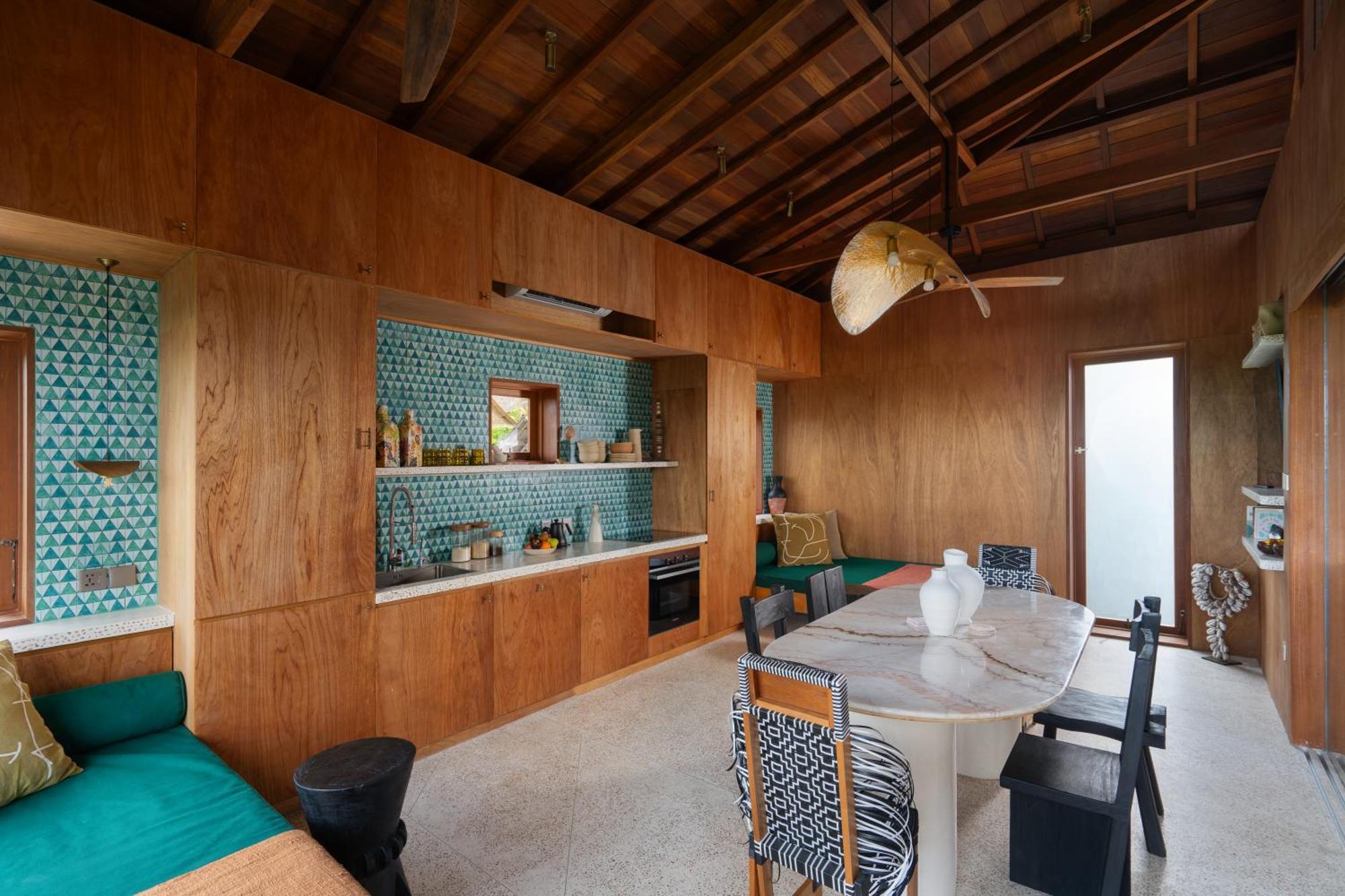 Kado Kubu - Boutique 2br Pink & Sky Pool With Ocean Views In Villa *