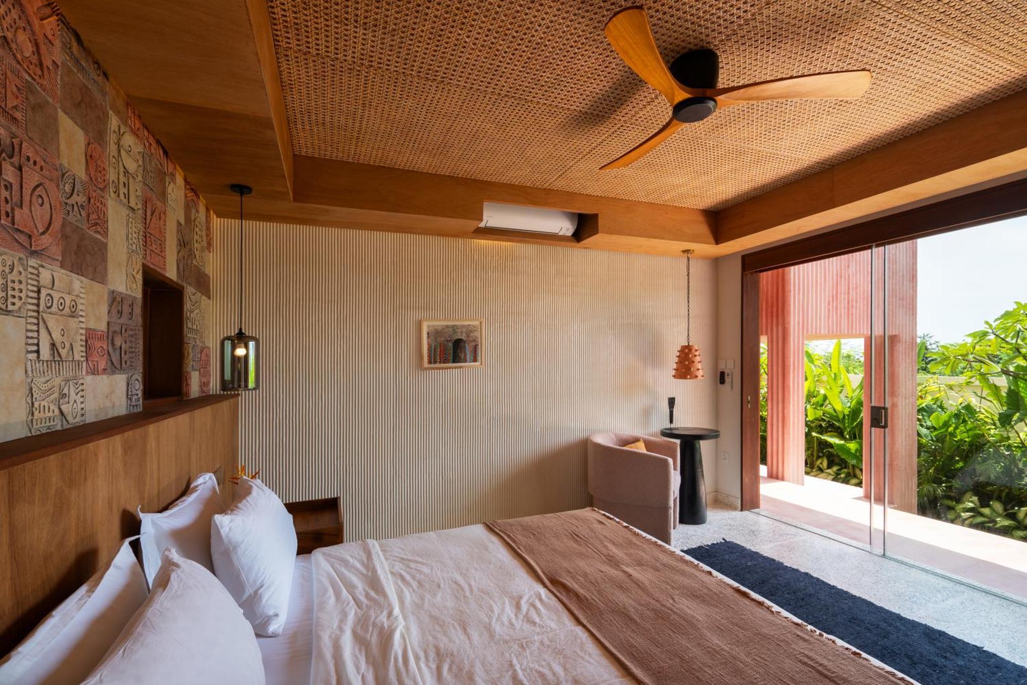 Villa Kado Kubu - Boutique 2br Pink & Sky Pool With Ocean Views In
