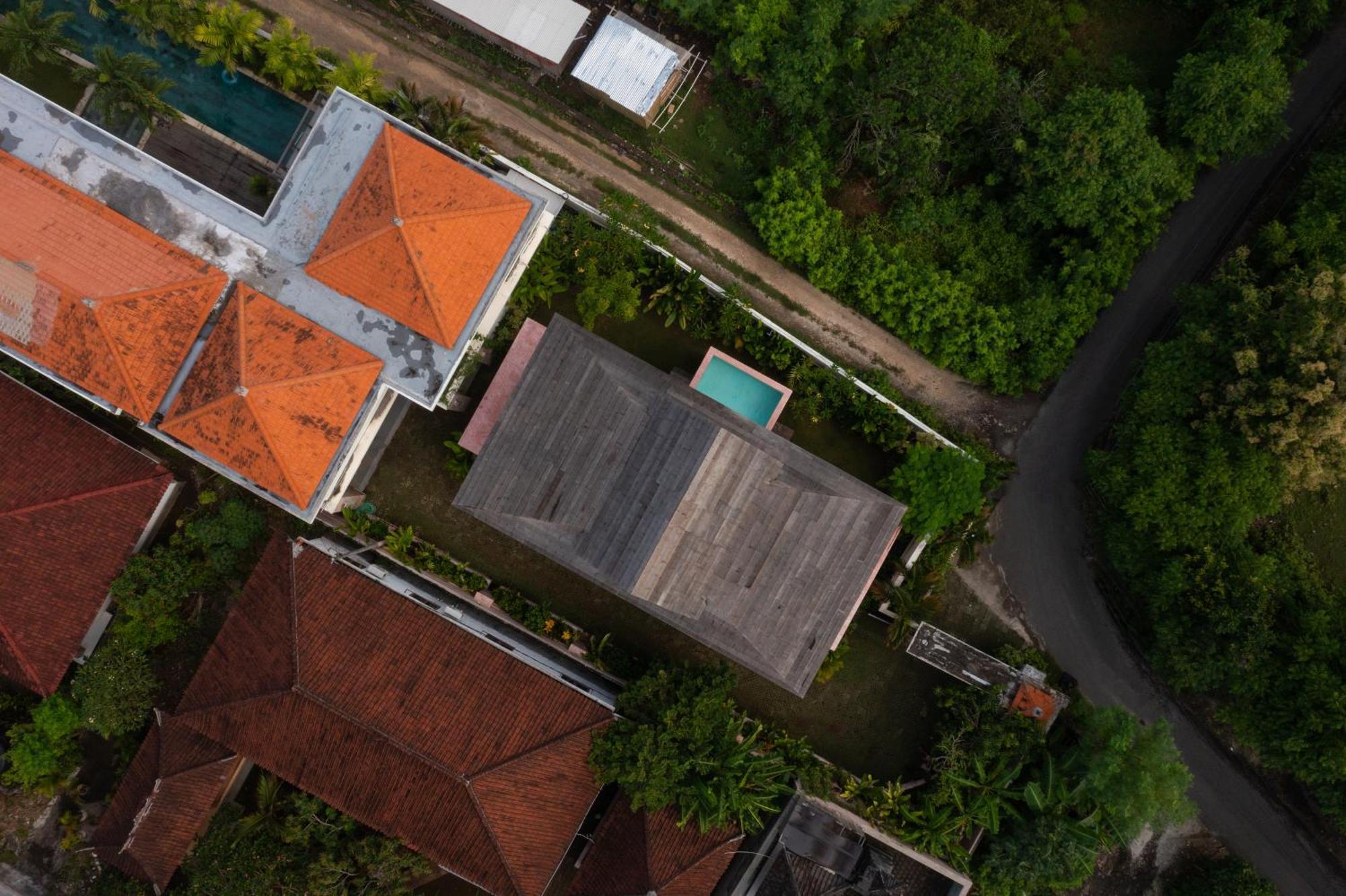 Villa Kado Kubu - Boutique 2br Pink & Sky Pool With Ocean Views In