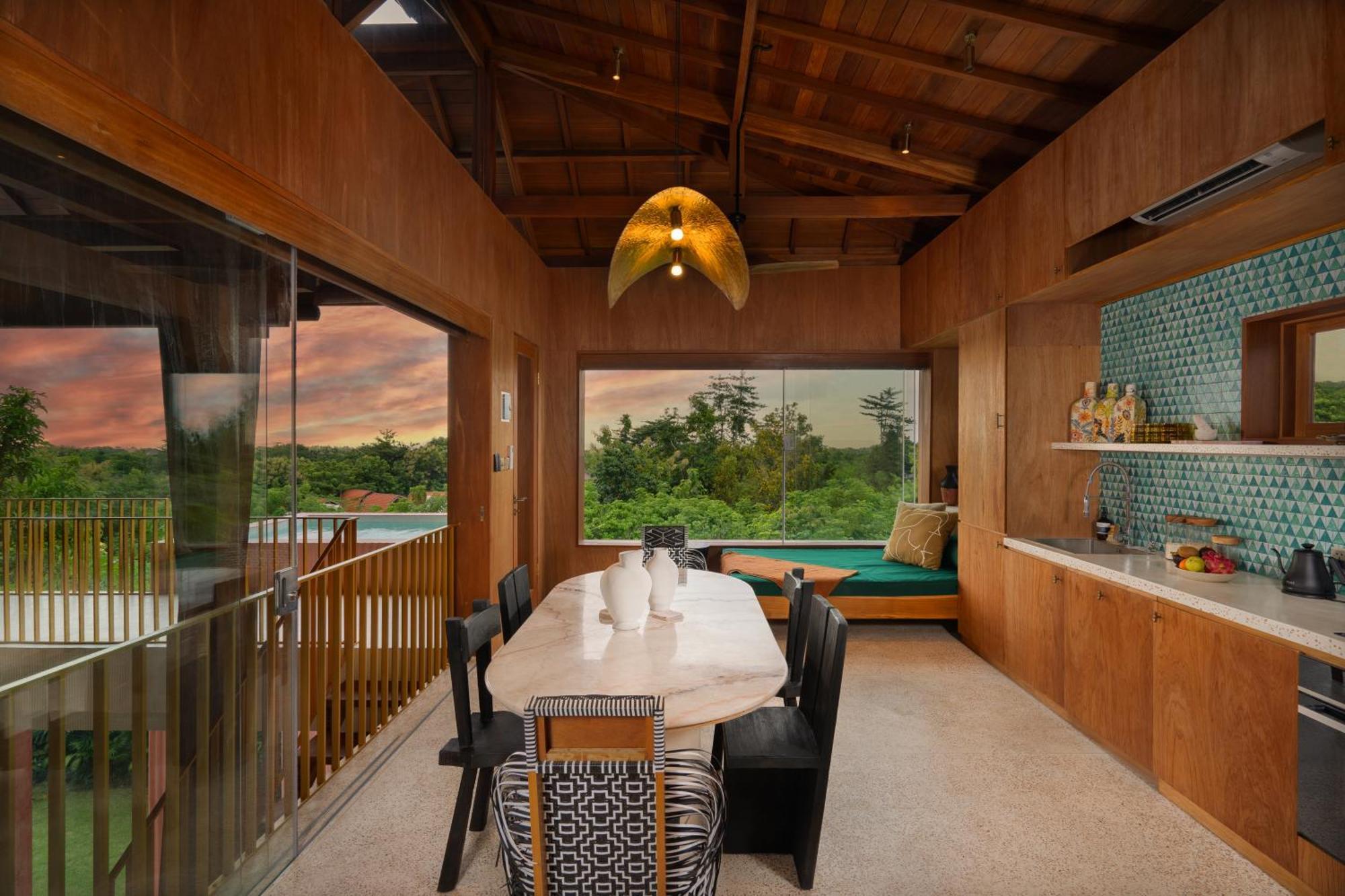 Kado Kubu - Boutique 2br Pink & Sky Pool With Ocean Views In Villa *