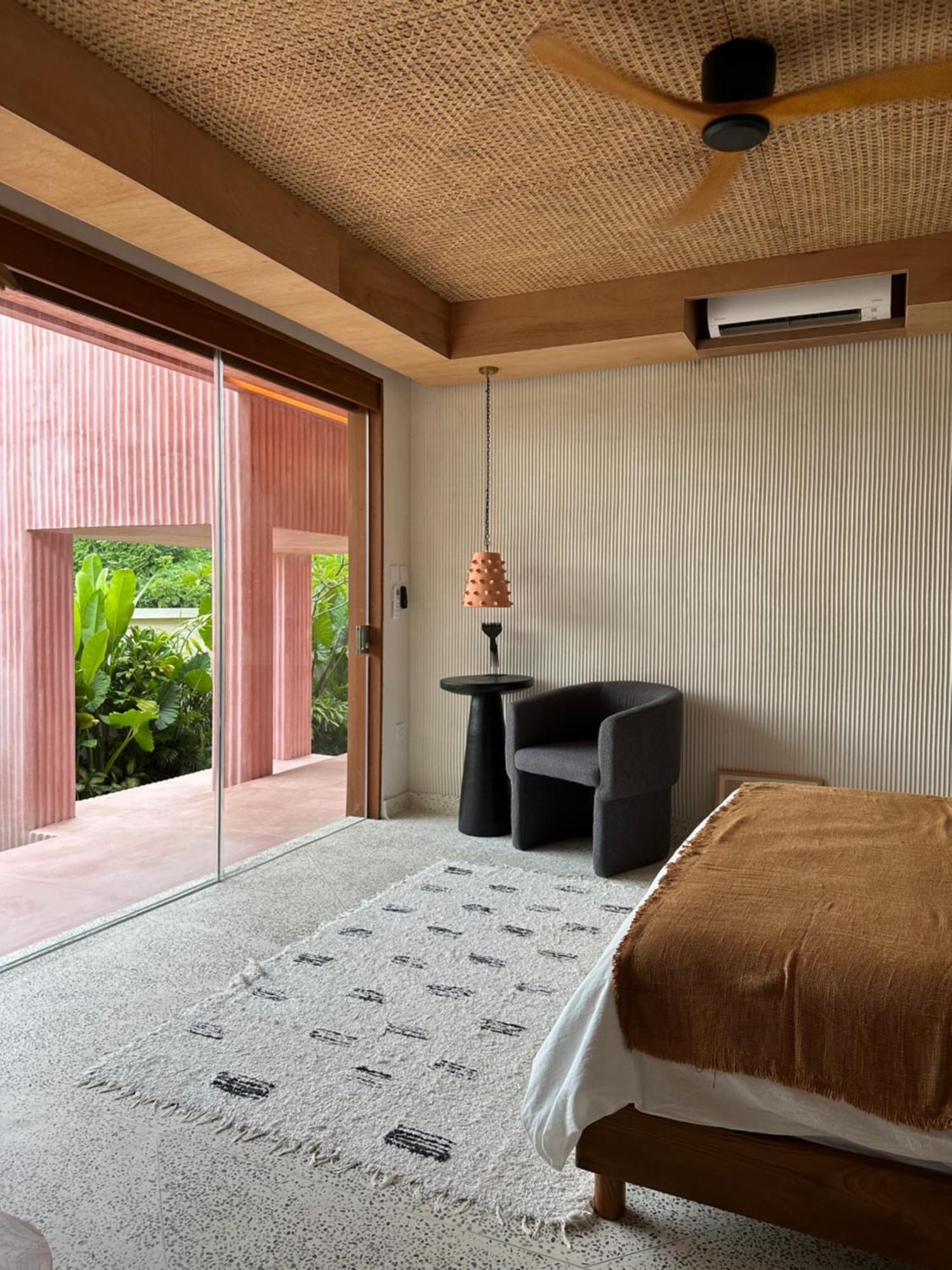 Kado Kubu - Boutique 2br Pink & Sky Pool With Ocean Views In Villa *