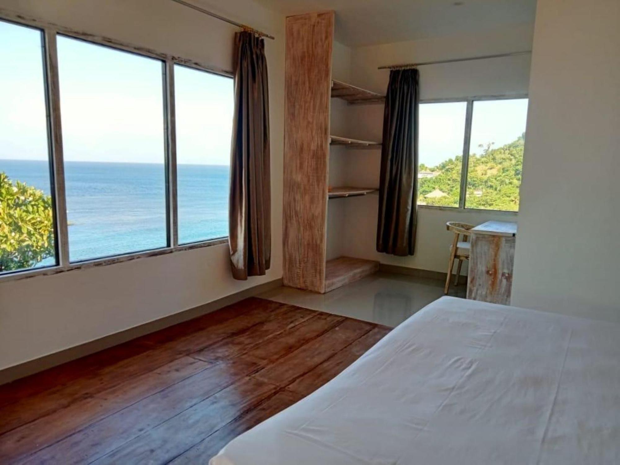 Wawa-wewe Rock 2* Amed (Bali)