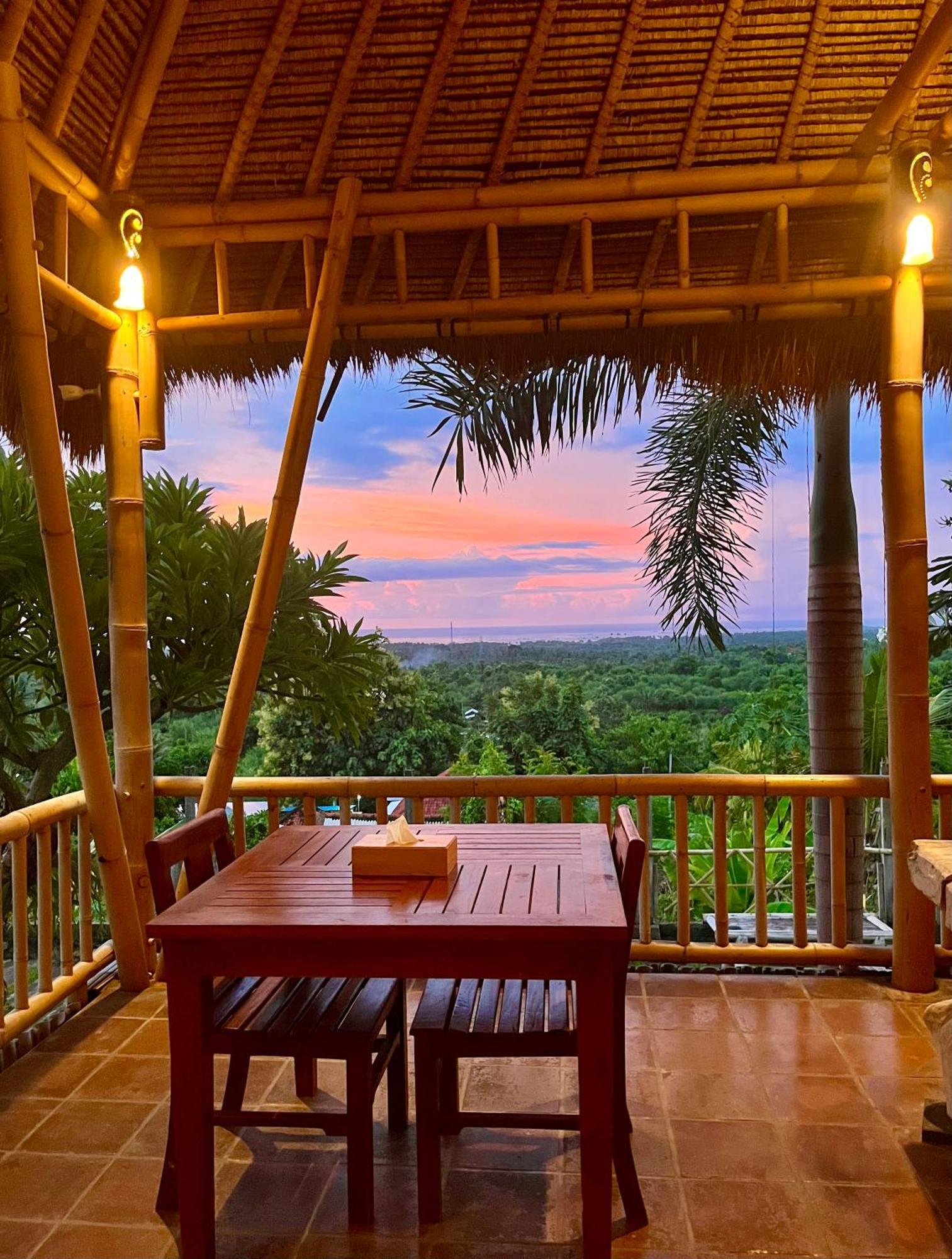 Menjangan Hill Hotel