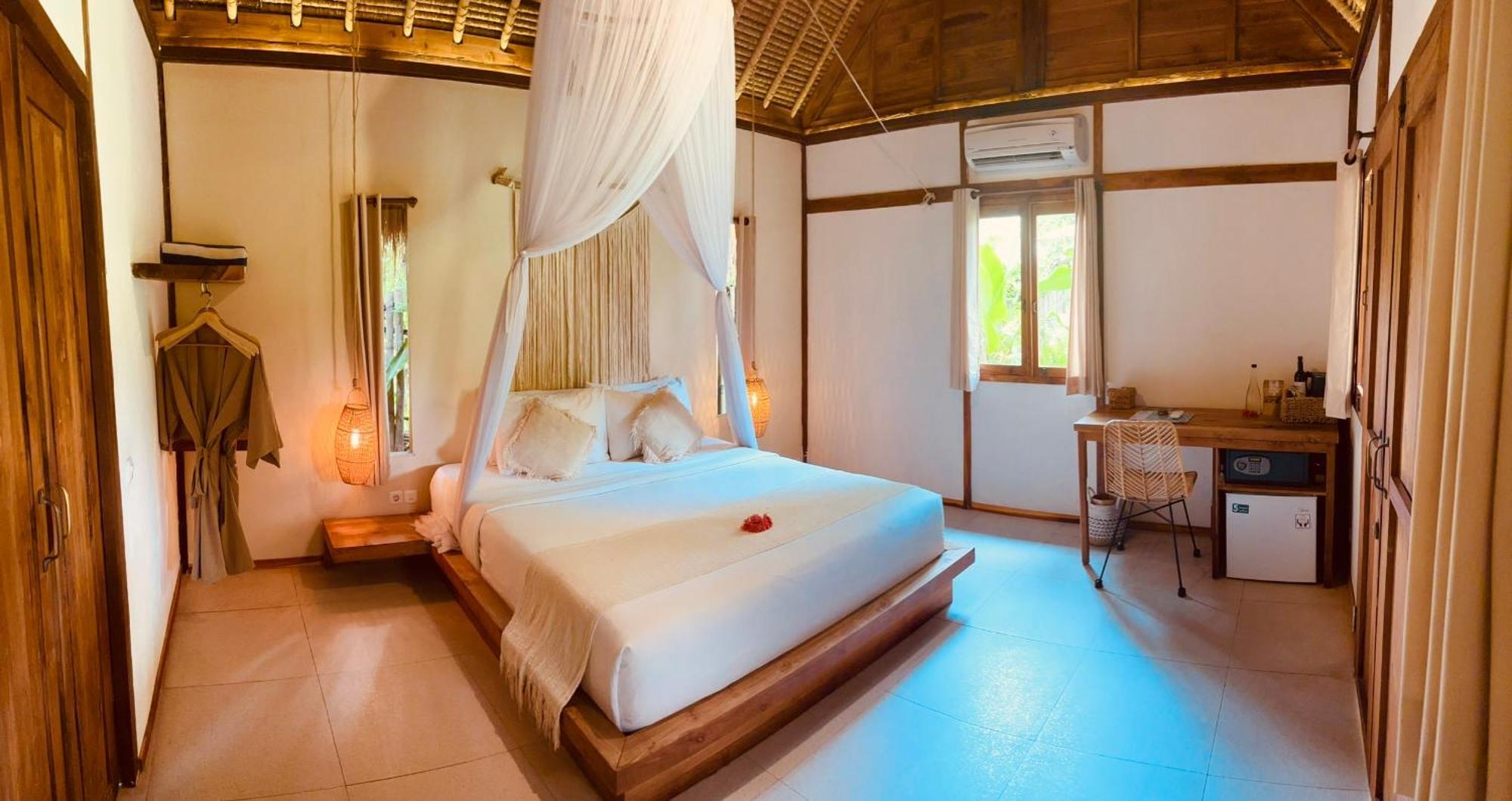 Escape Eco Resort 4*
