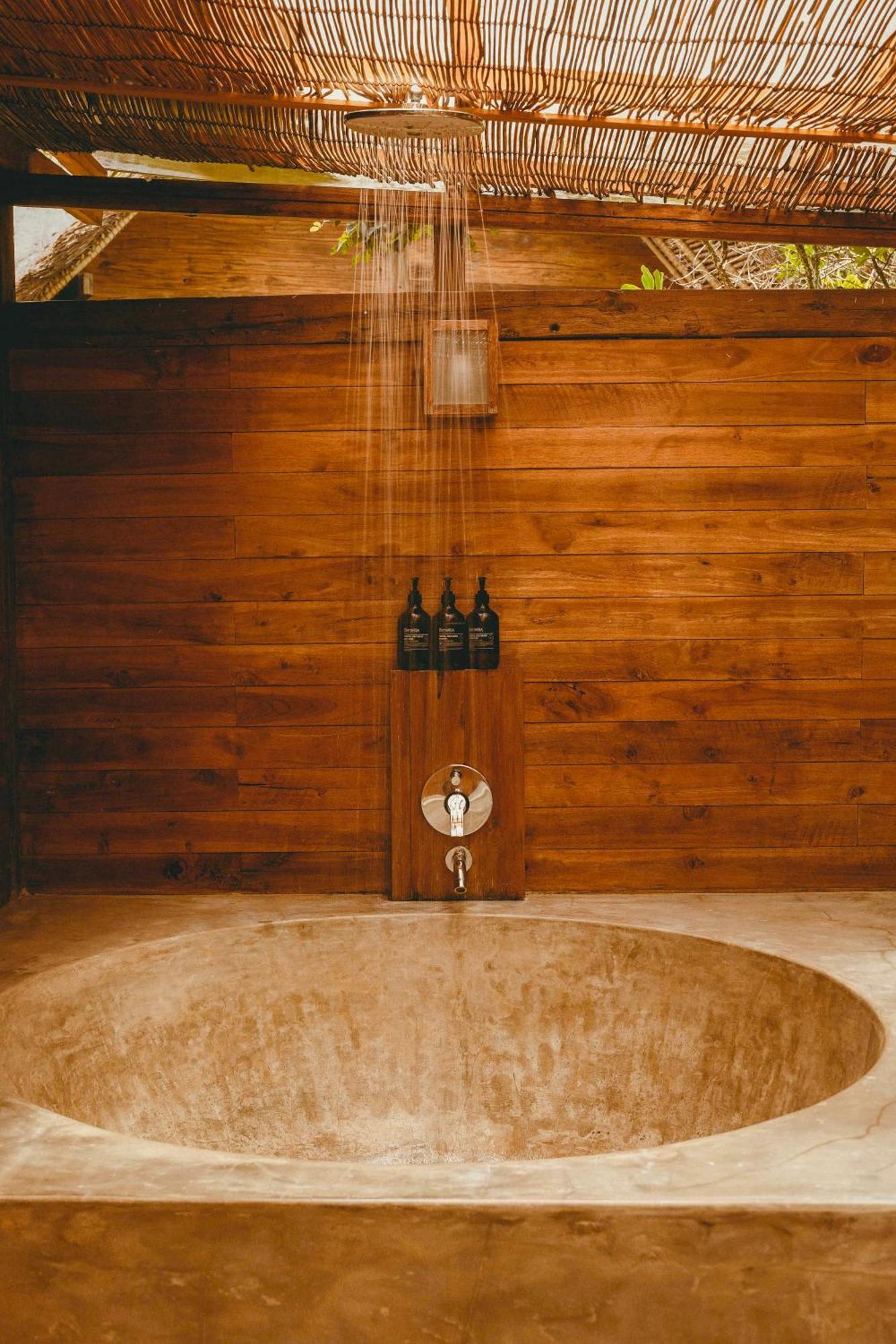 Escape Eco Resort 4*