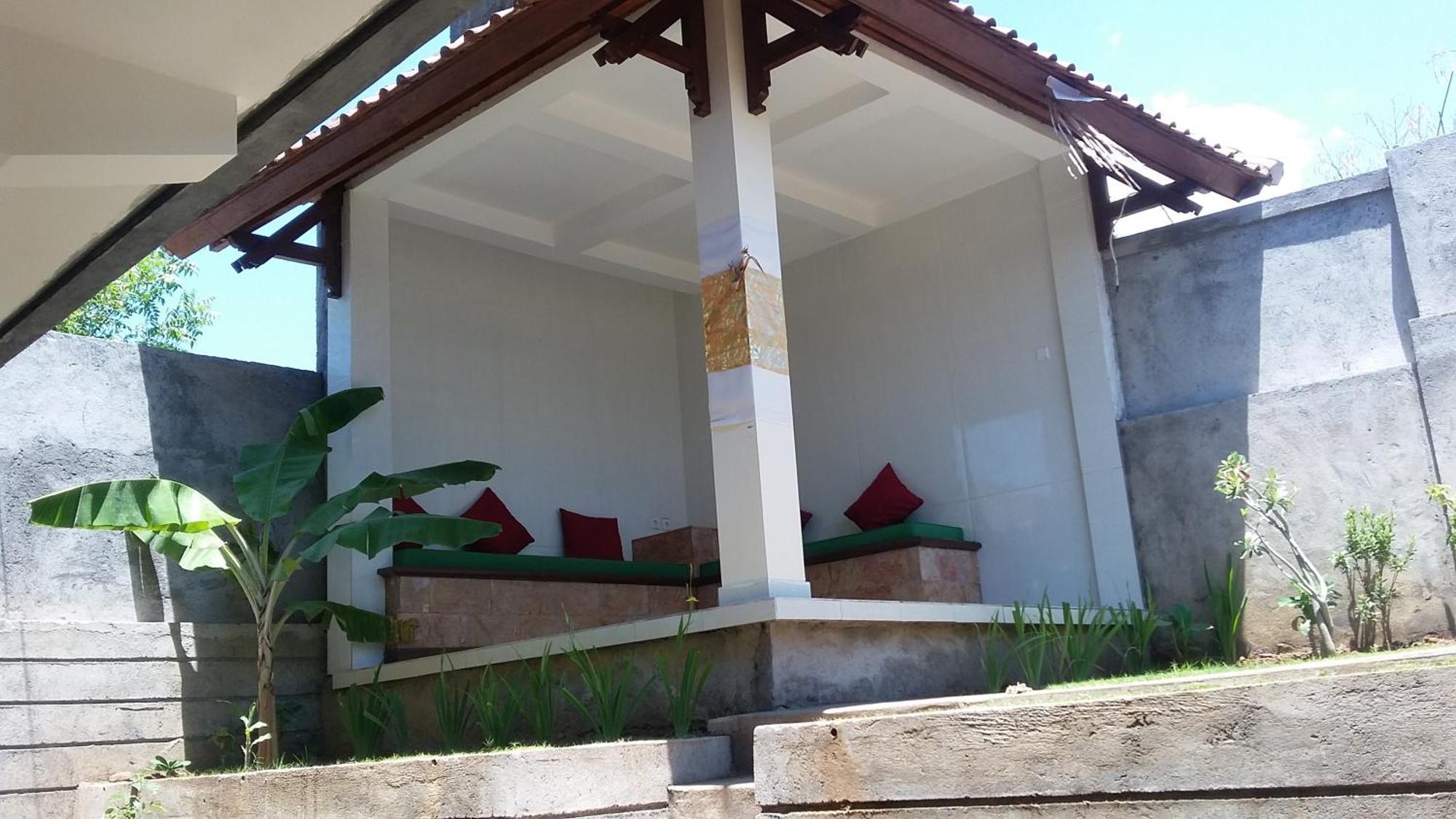 Barong Cafe And Restaurant Holiday park