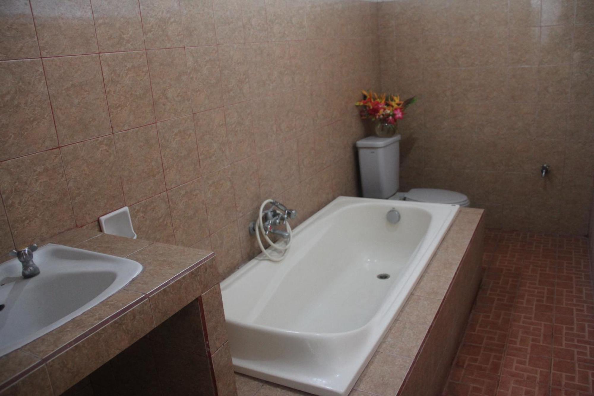 Hotel Puri Bali Lovina (Bali)