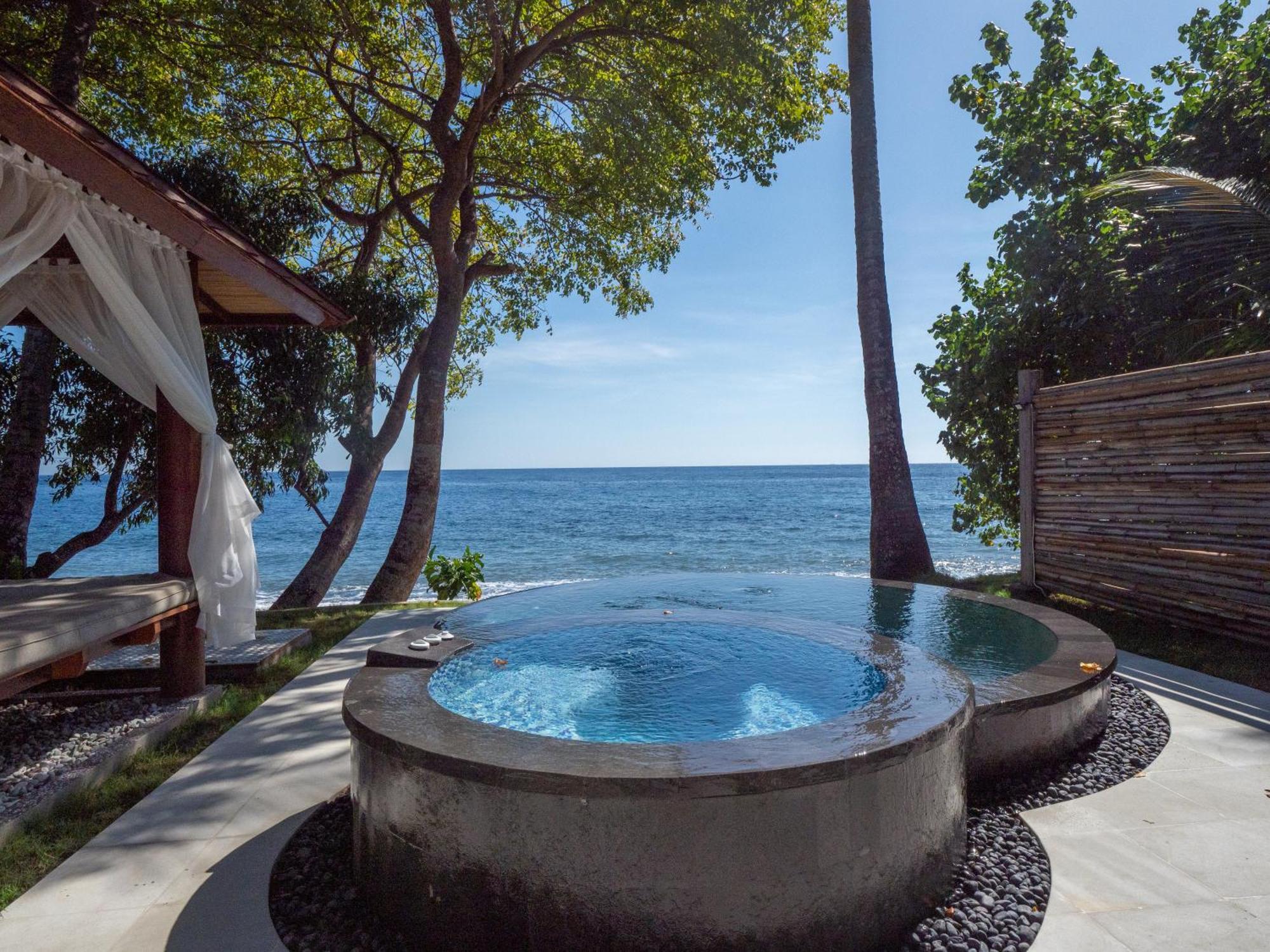 Octopus Villa *