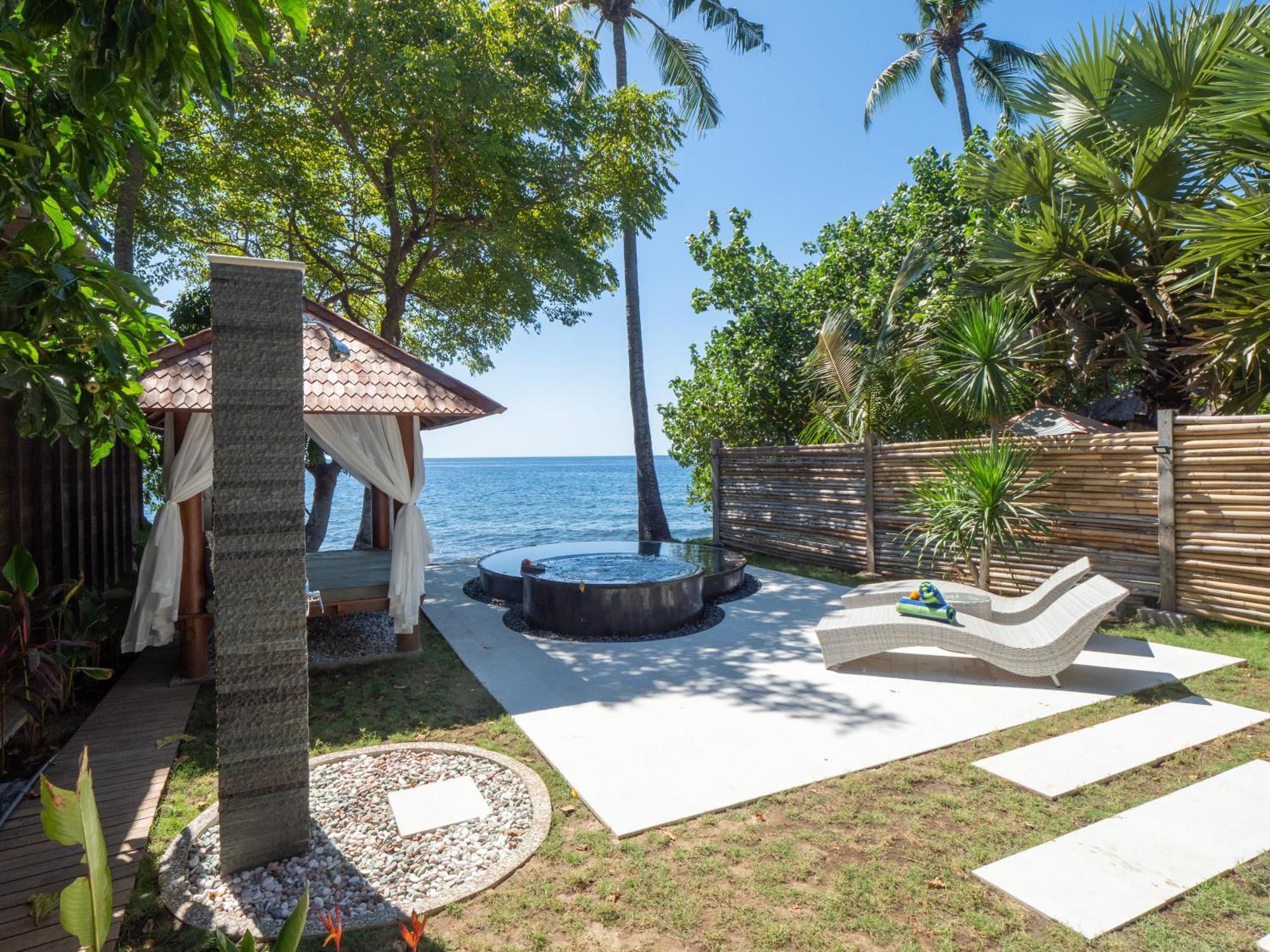 Octopus Villa Tejakula