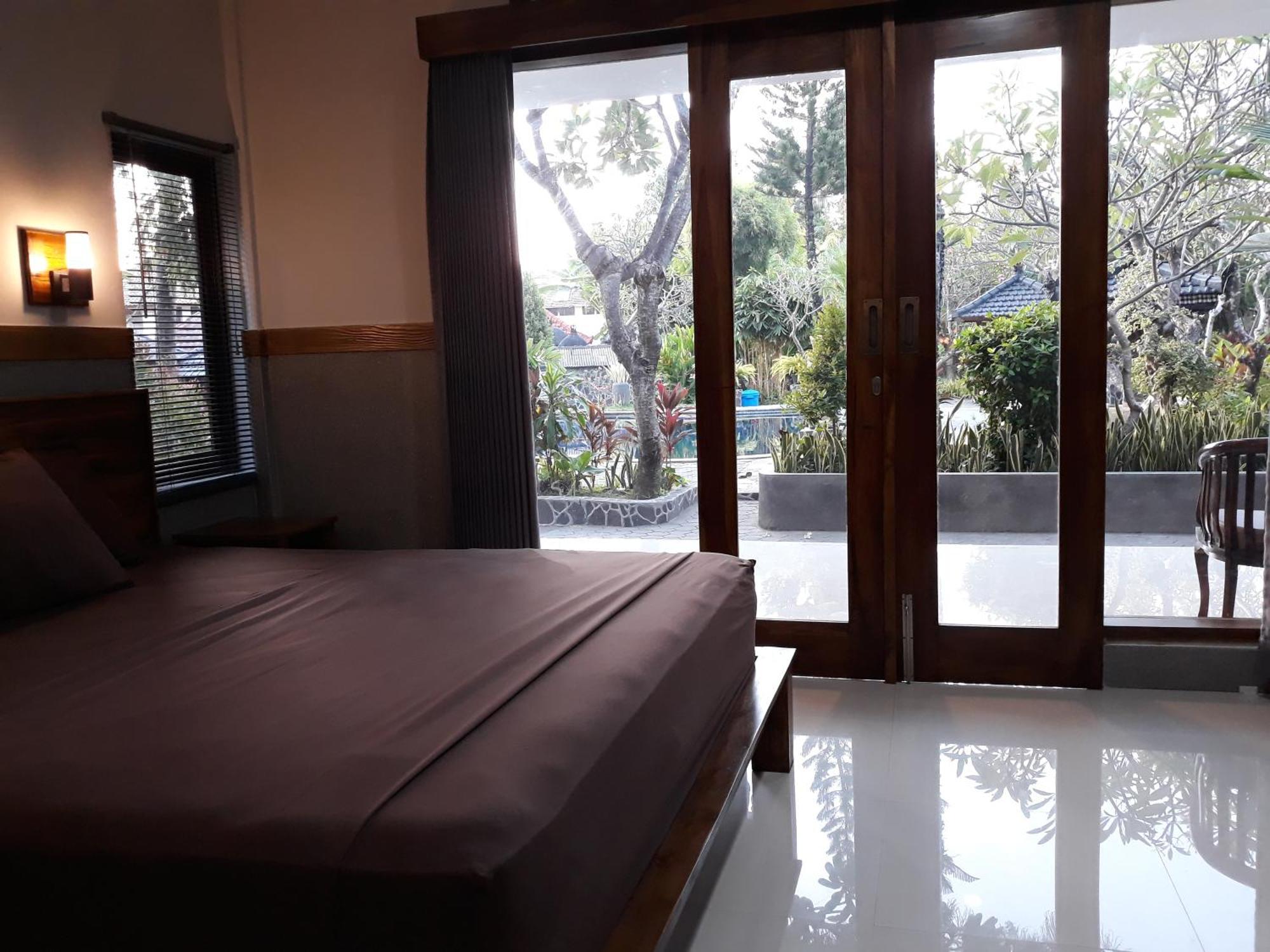 Puri Bali Hotel Lovina (Bali)