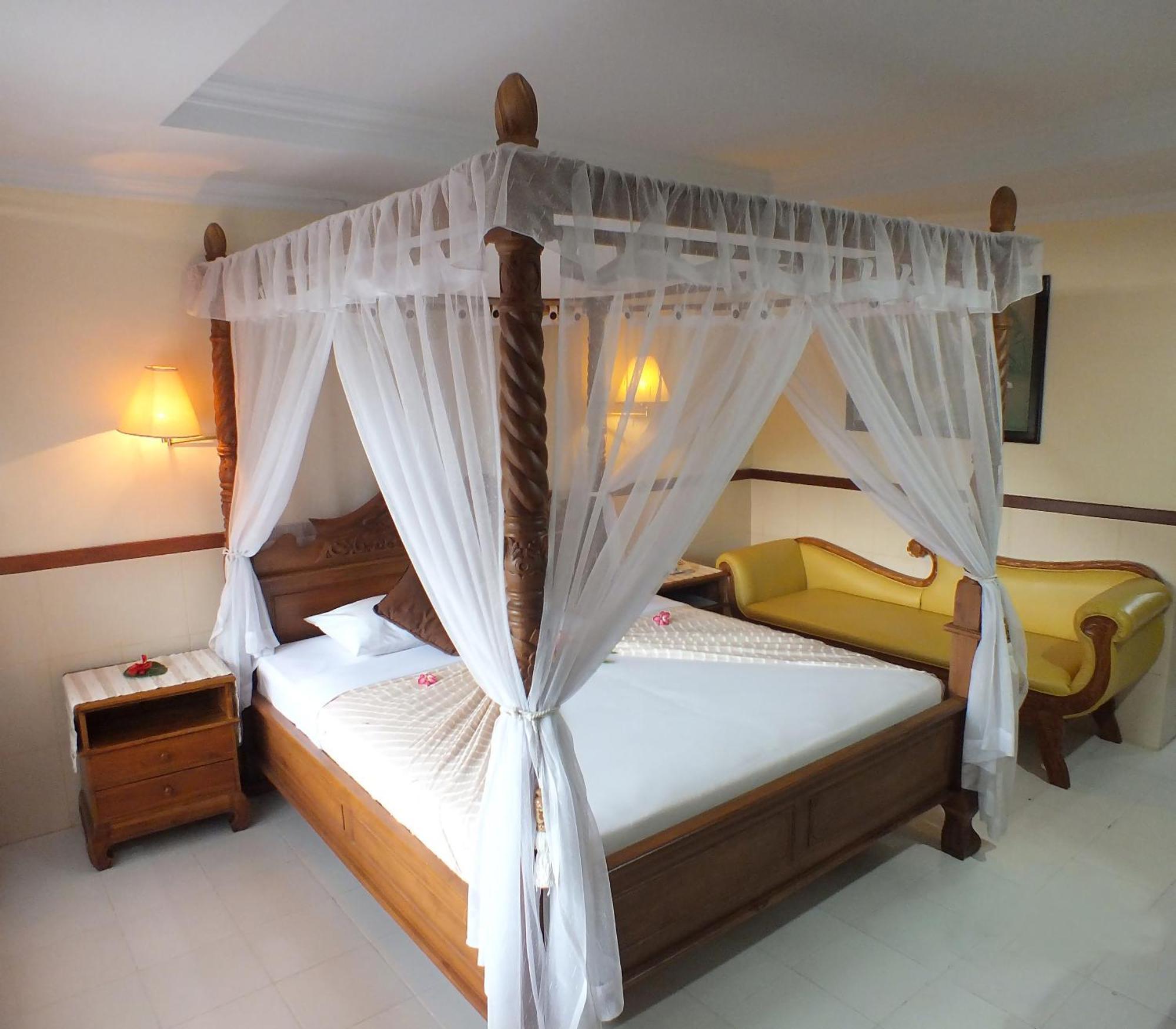 Hotel Palm Bali 3*
