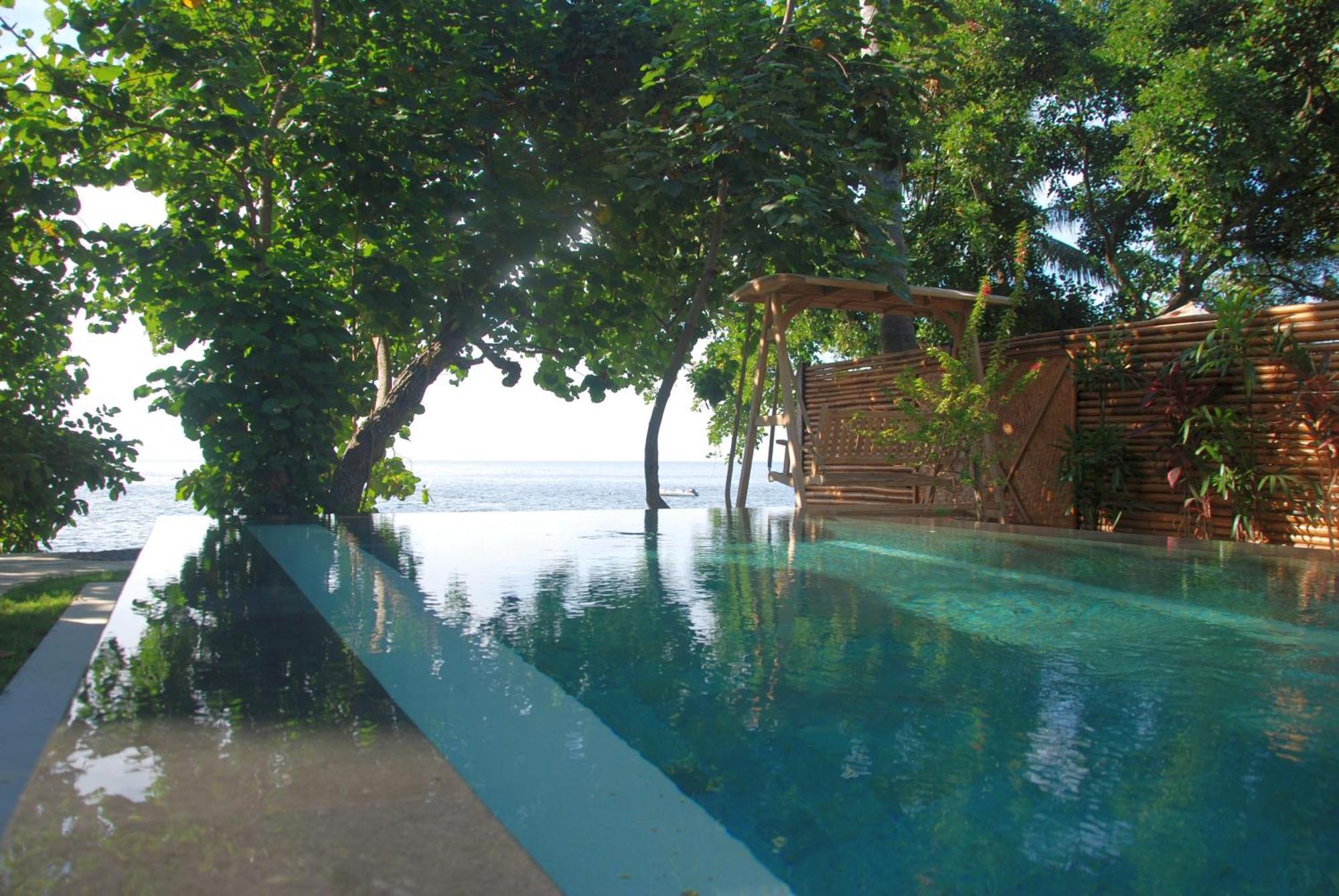 Octopus Villa *