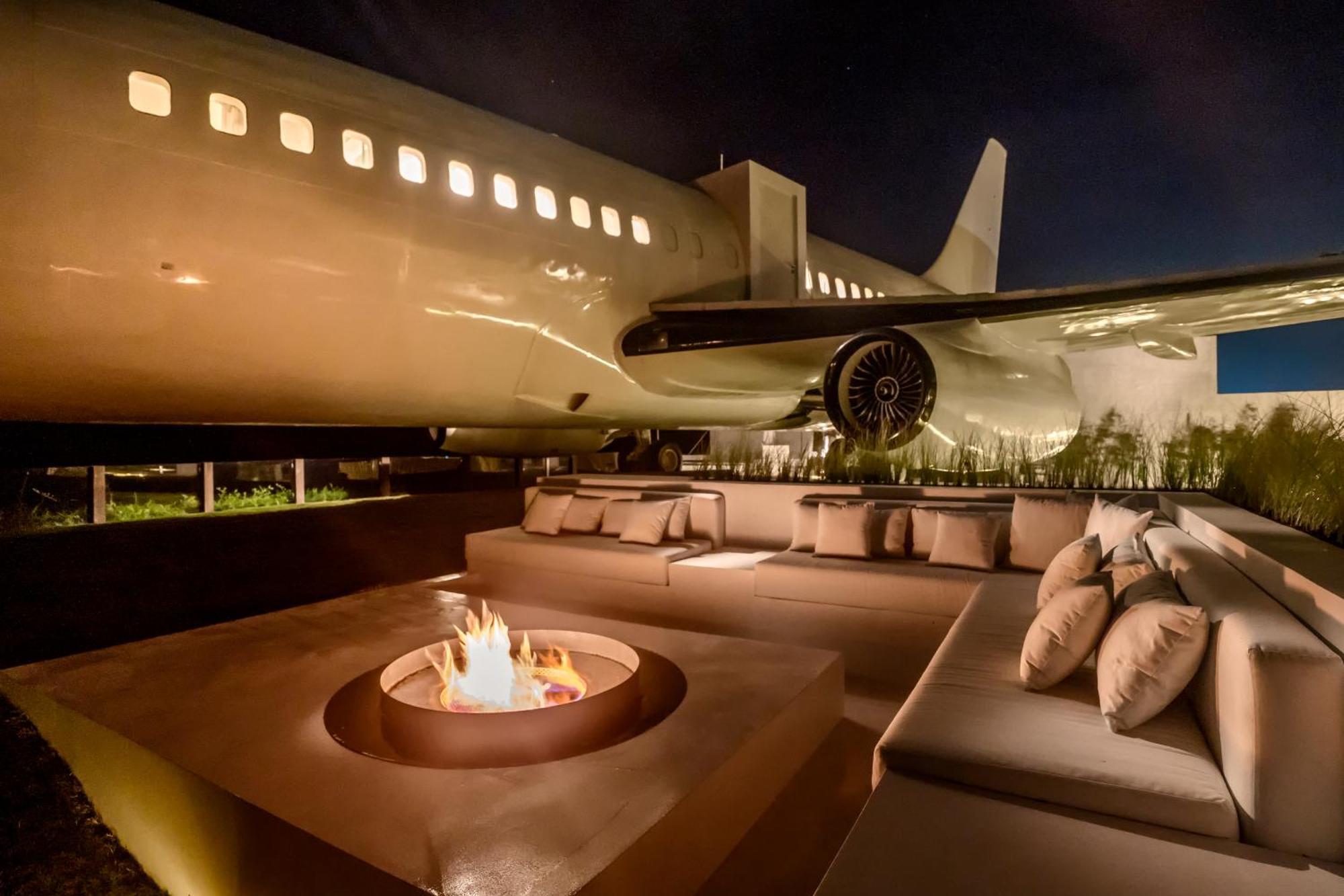 Villa Private Jet Uluwatu (Bali)