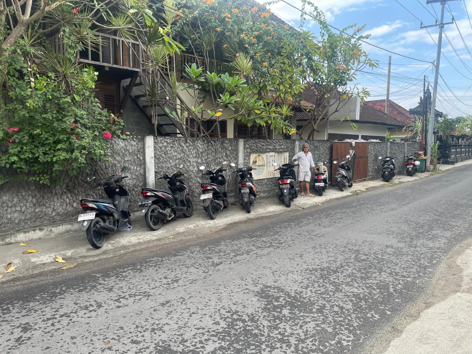 Wisma tamu Waterside Nusa Penida