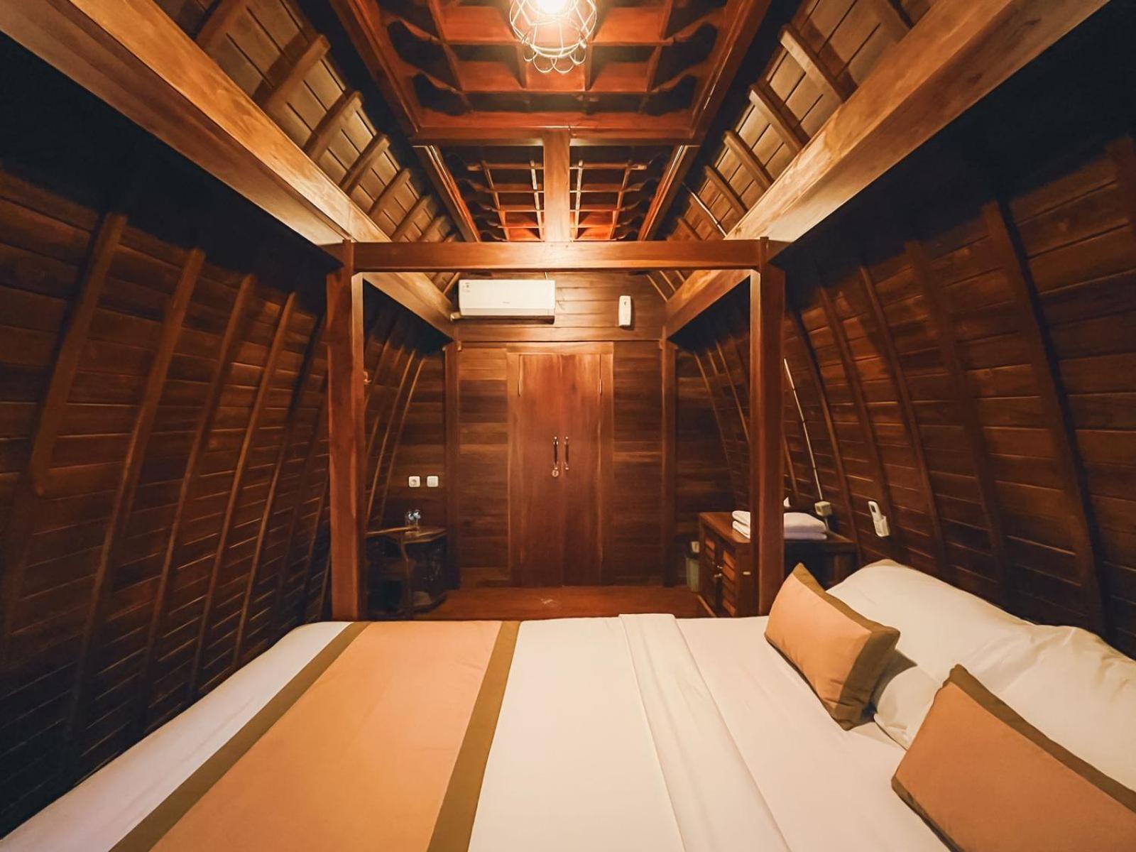 Hotel Rostika Sekumpul Buleleng (Bali)